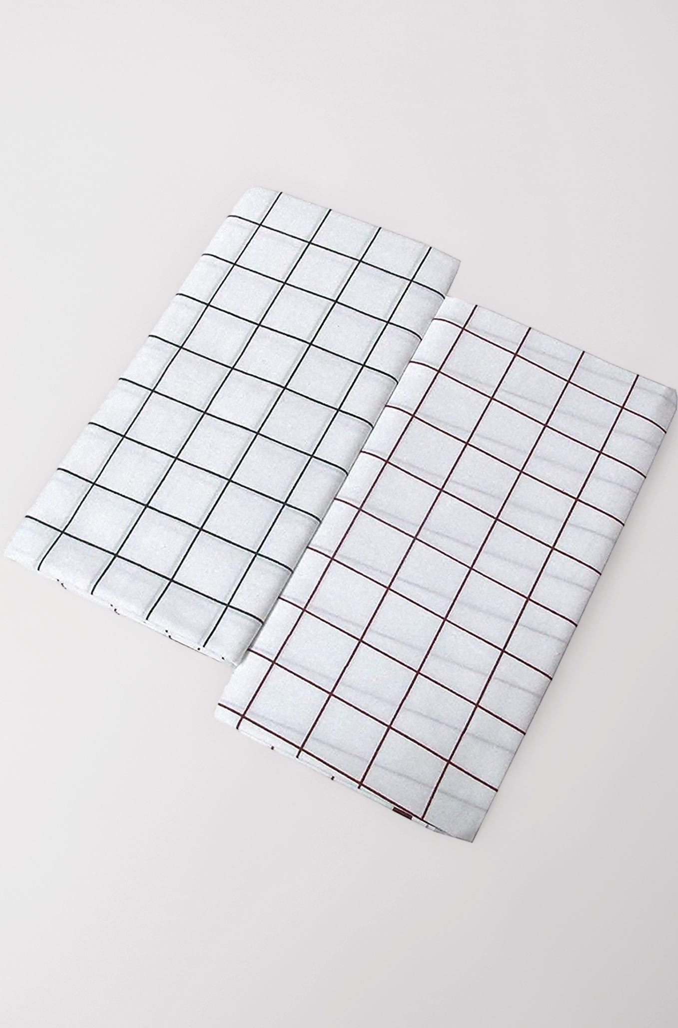 Ragini Mens Cotton Printed White Lungi for stylish and comfortable wear (2mtrs 100 Percent Cotton Pack of 2), free size