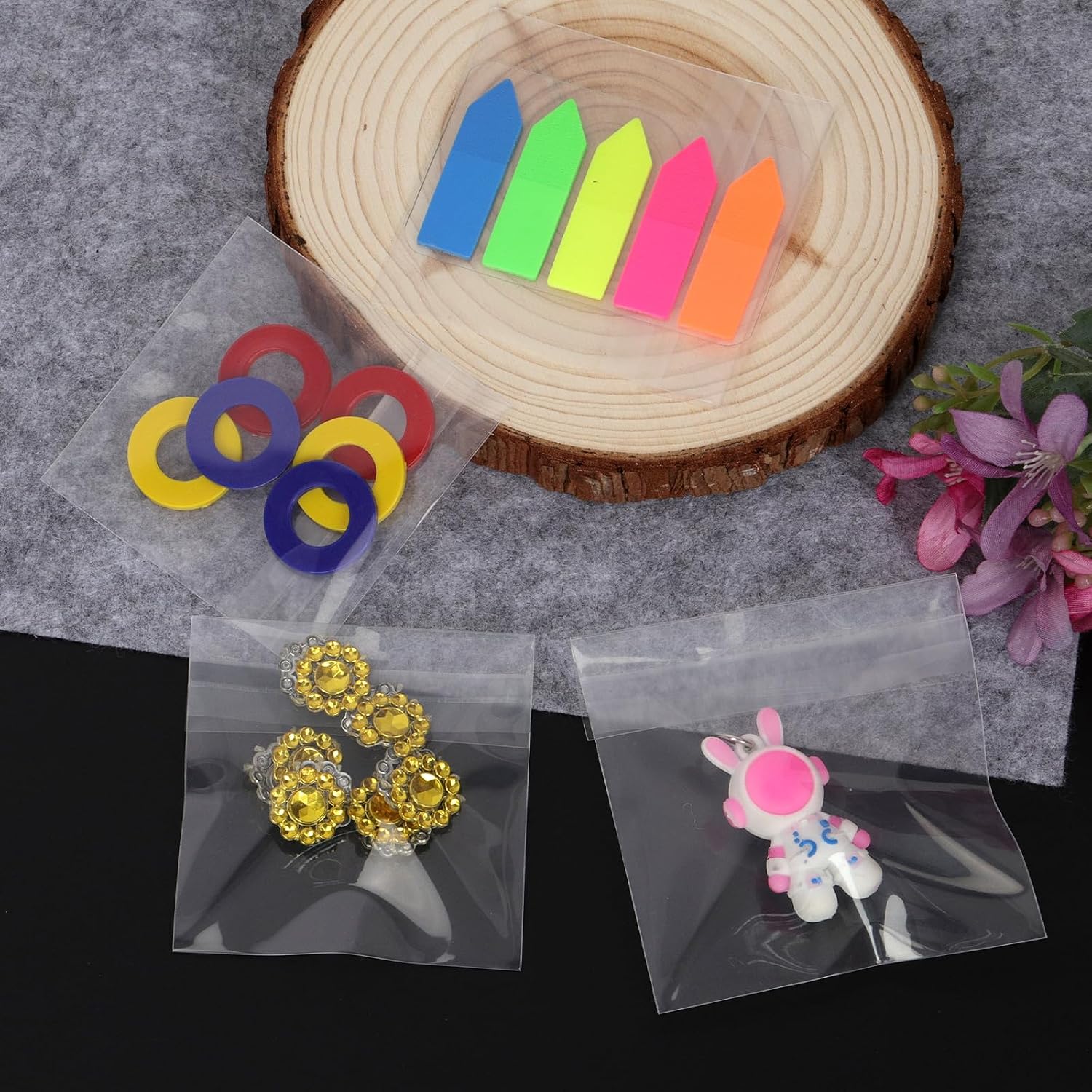 Glarks 200pcs 62/65/70/75/80/85/93/105mm Self Sealing Cellophane Bags Kit, Includes 8 sizes Clear Self Adhesive Cookie Bags, Resealable Adhesive Bags for Jewelry, Bead, Crafts, Small Parts Storage