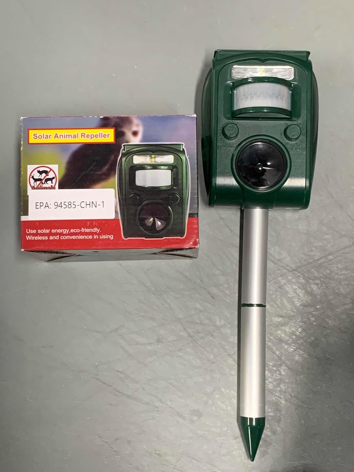 2025 Solar Ultrasonic Animal Repeller Outdoor Deer Repellent Devices with Motion Sensor Strobe Light Cat Deterrent to Keep Dog Deer Rabbit Squirrel Raccoon Bird Out of Yard,2 Pack