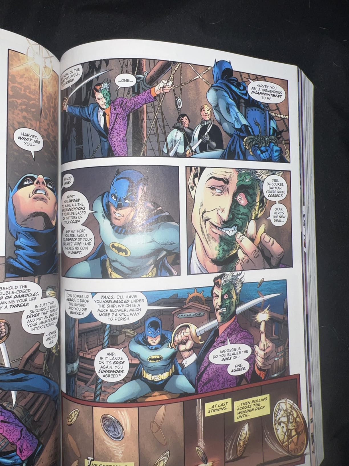 Batman '66 Compendium : Parker, Jeff, Case, Jonathan: Amazon.com.au: Books