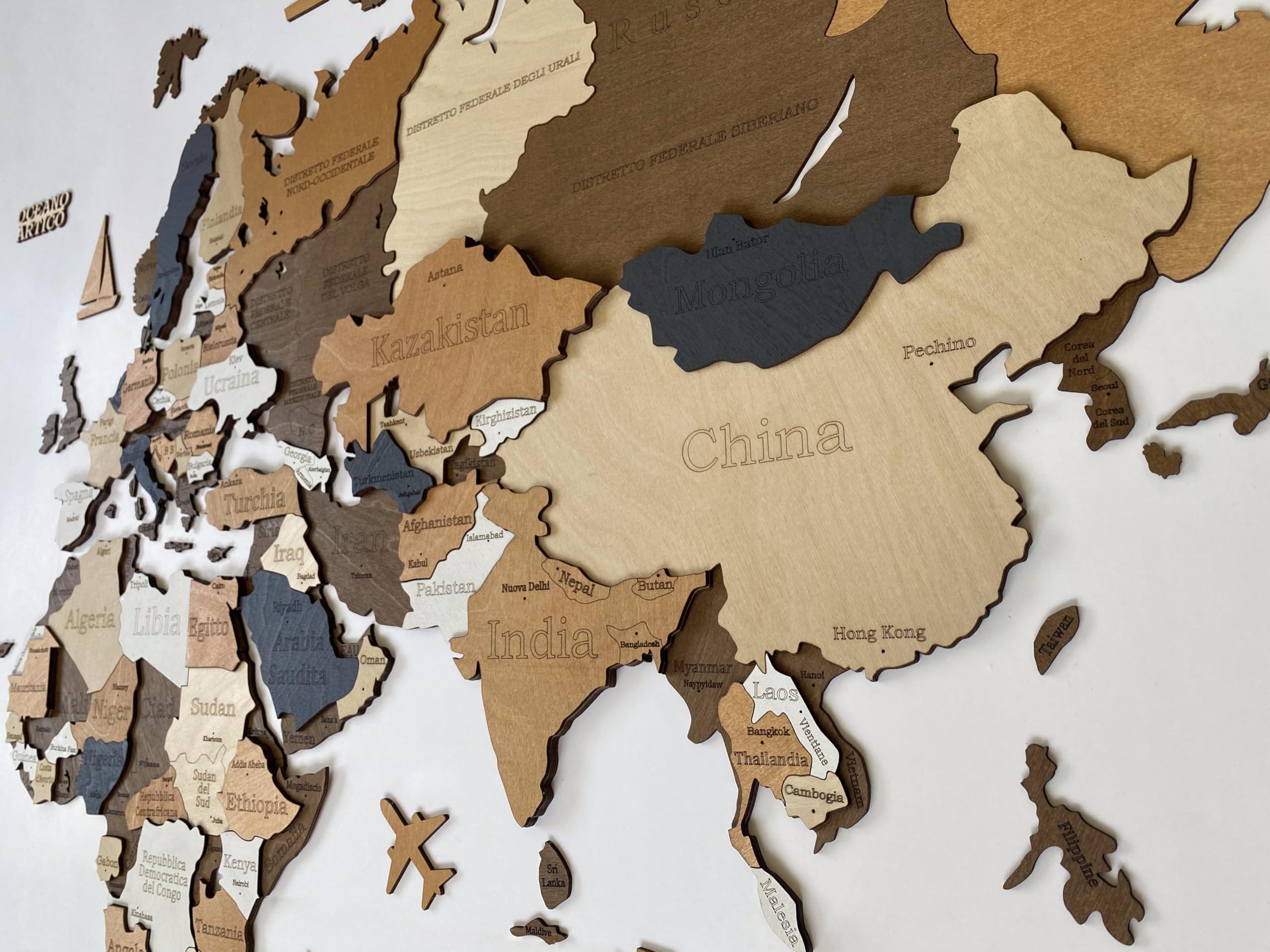 WoodLeo Mappamondo in legno (in italiano) - Decorazione murale in 3D - Dimensioni della mappa (M, L, XL) Idea regalo per ogni occasione - Arte da parete per la casa