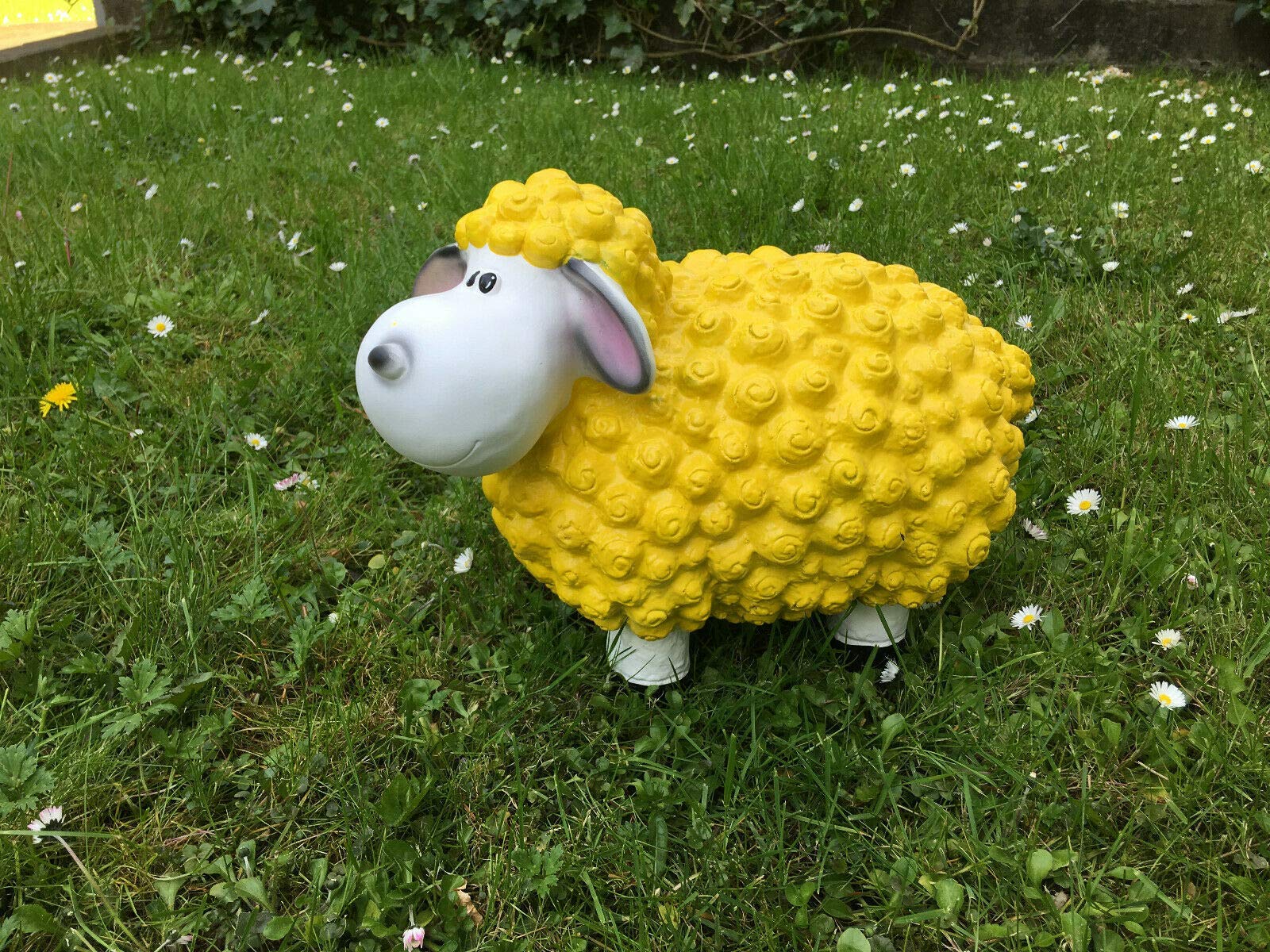 Lustiges Deko Schaf bunt Lamm Gelb Tierfigur Gartenfigur Tier