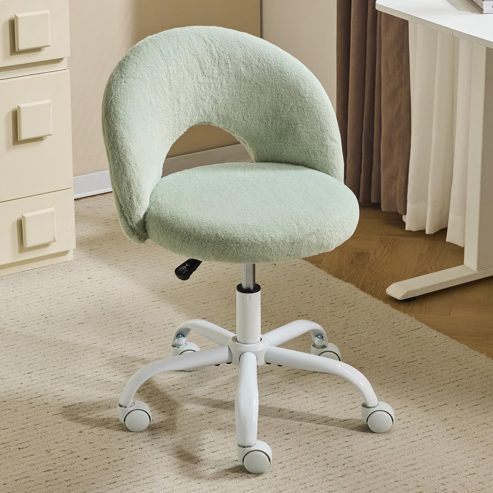 Bonnlo Comfy Vanity Chair with Wheels Small Office Chair Modern Swivel Dressing Table With Adjustable Height for Home Office, Bedroom, Dressing Room, Faux Fur, Green