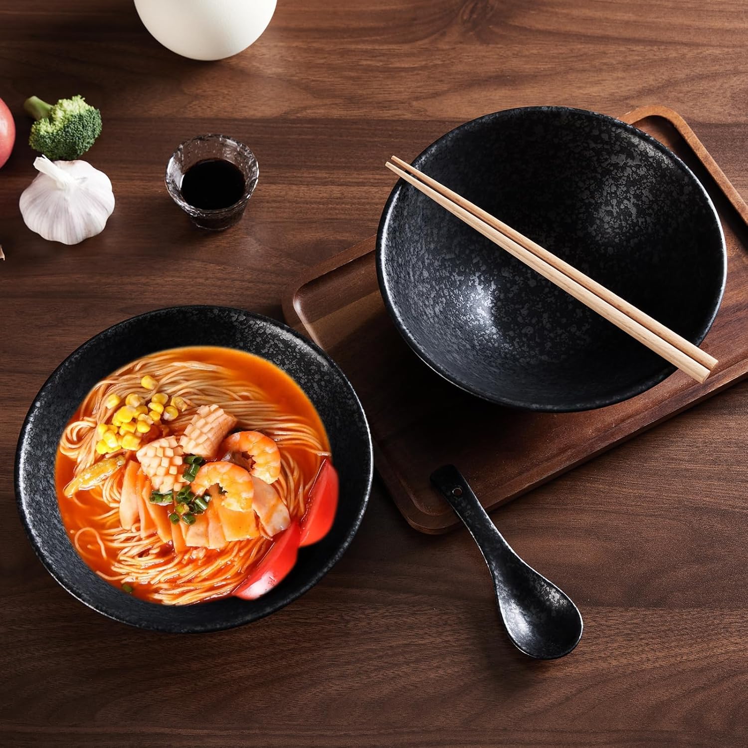 Japanese Ramen Bowl Set 2PCS, 40oz Large Ceramic Noodle Bowls with Chopsticks and Spoons for Pho, Udon, Rice, Pasta – Microwave & Dishwasher Safe (Black(2 pieces))