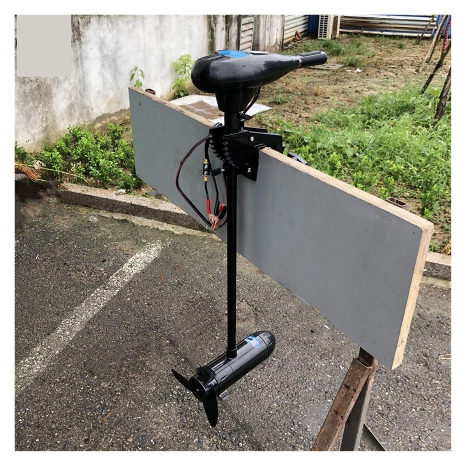 Amazon | フィッシングボート用エレキ 60LBS 12V 50A 電動トローリング 