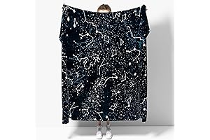 Kanguru Glow in the Dark Constellation Blanket: Starry Nighttime Comfort