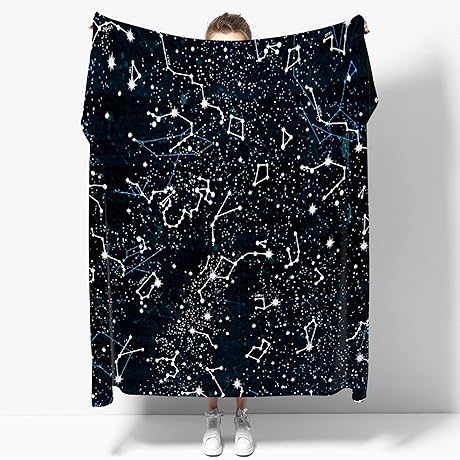 Kanguru Glow in the Dark Constellation Blanket: Starry Nighttime Comfort