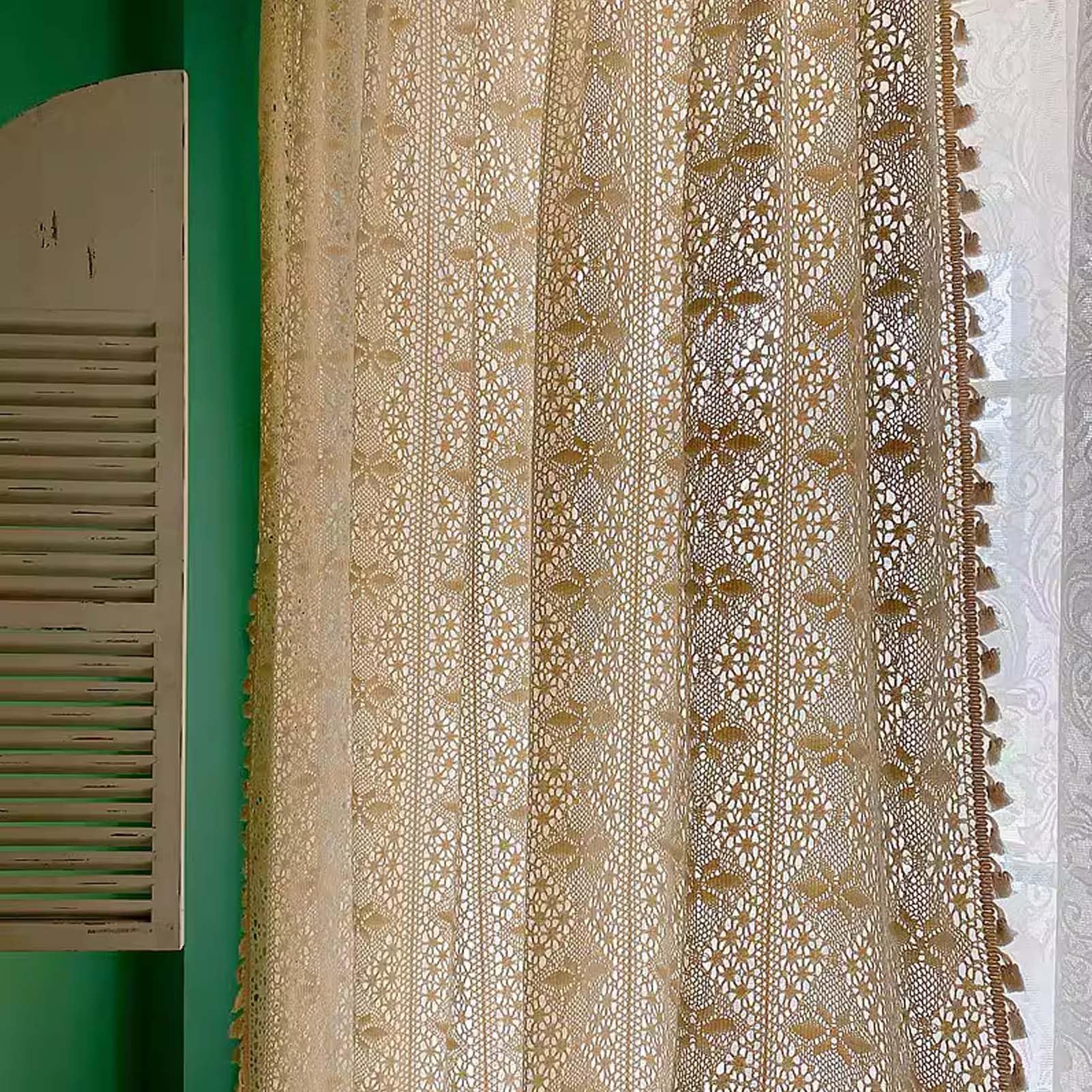 Rideaux en Dentelle Beige Shabby Chic avec Pompons, Rideaux De Fenêtre Vintage Creux en Coton Style Bohème pour Cuisine, Salon, Chambre à Coucher, 1 Panneau