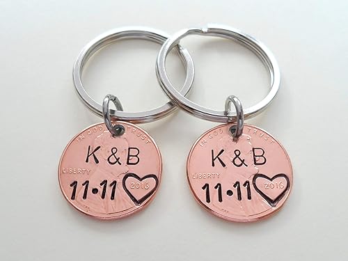 Miniatura 2 de Custom Hand Stamped 2 Personalized Penny Keychains, Anniversary Gift, Husband Wife Key Chain, Boyfriend Girlfriend Gift, Customized Couples Keychains