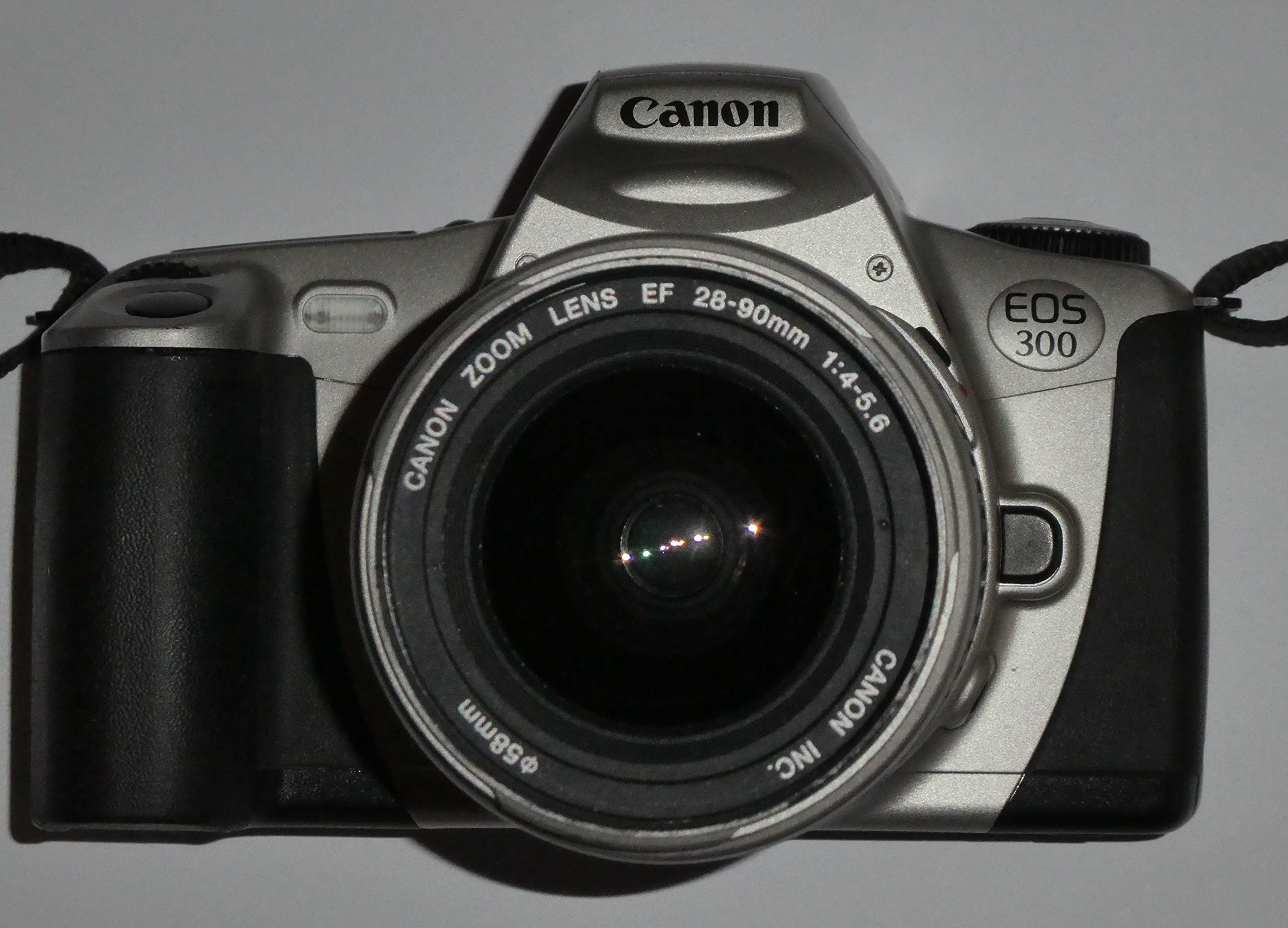 Canon EOS 300/EOS Rebel 2000 135 mm Camera