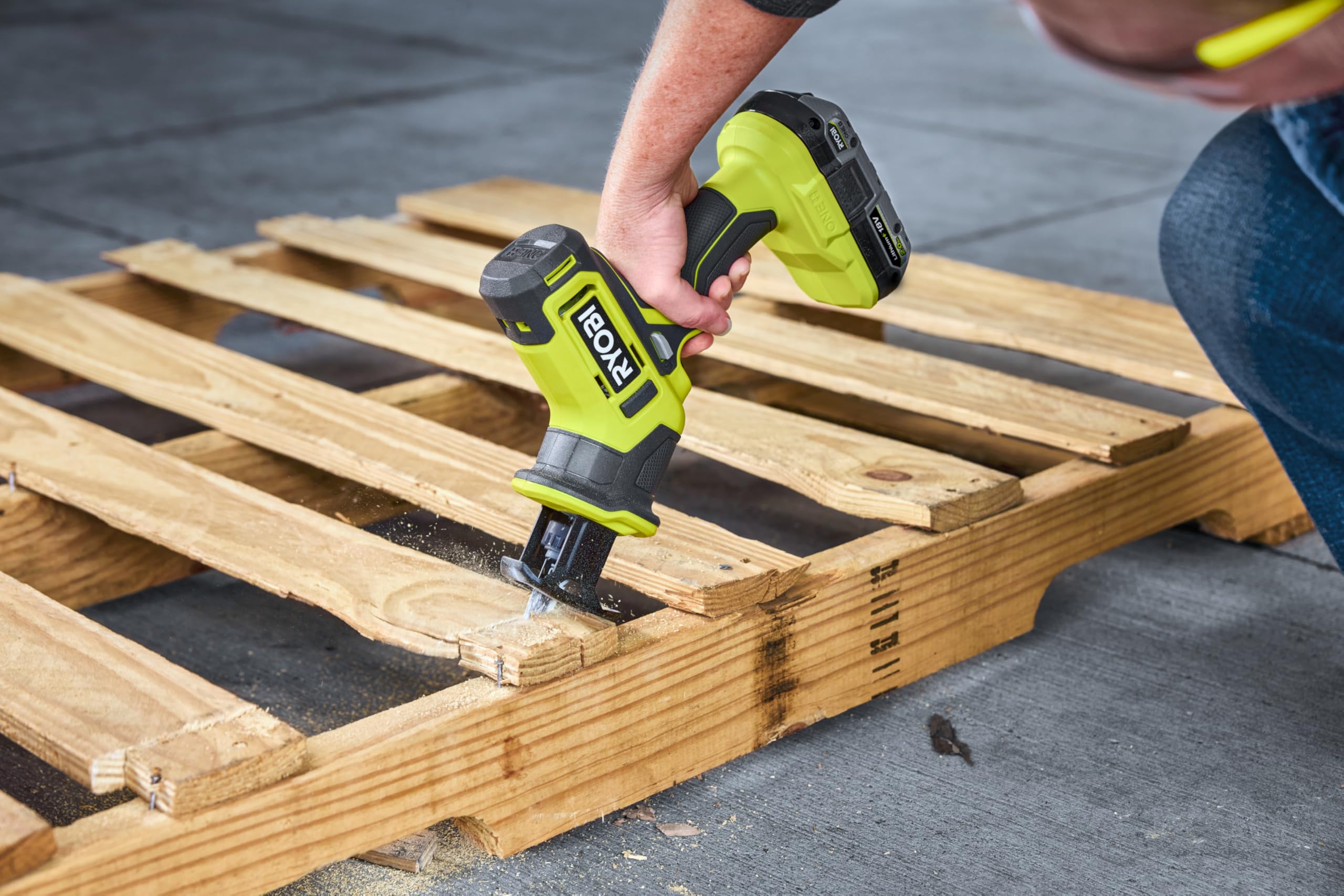 Ryobi Sega a Gattuccio Compatta a Batteria 18V ONE+, Utilizzo One-Handed, Corsa Lama 16 mm, 3000 corse/min, Senza Batteria e Caricatore, R18RSC-0