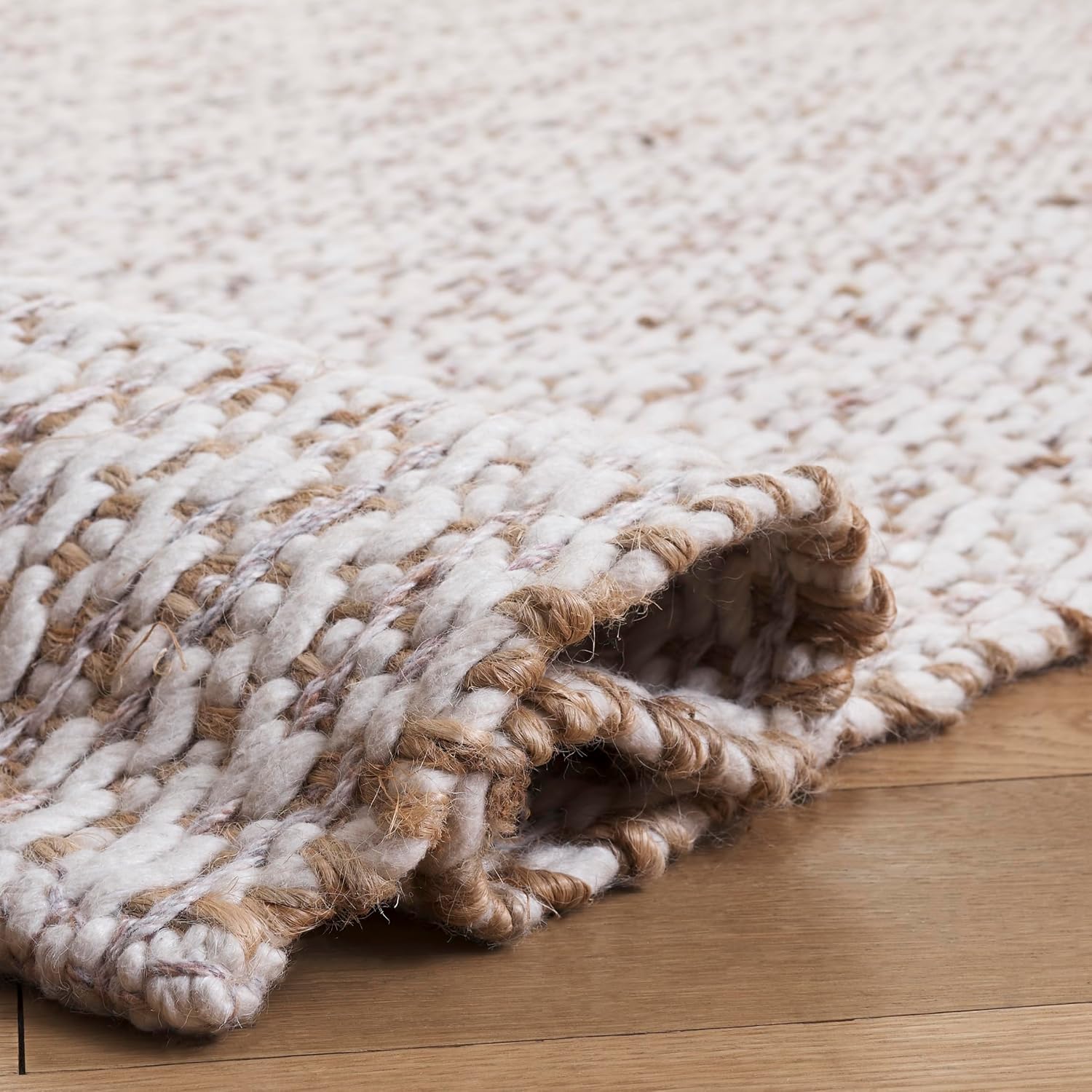 SAFAVIEH Area Rug 6x9 - Natural Fiber Collection - Natural & Pink, Handmade Jute & Wool, Ideal for Living Room, Bedroom, Dining Space (NFB225U)