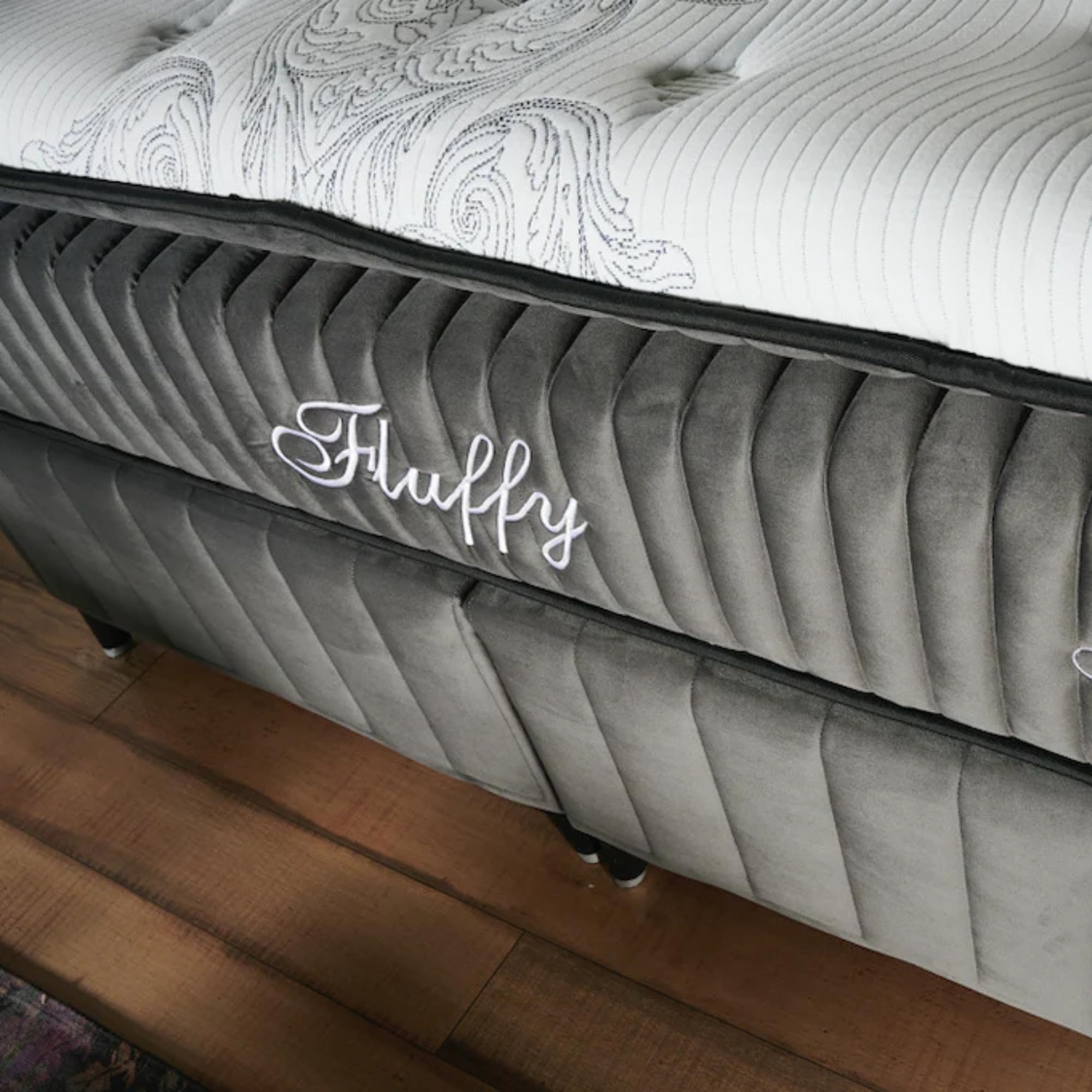 Fluffy Boxspringbett 180x200 cm mit Matratze & Bettkasten | Bett mit Stauraum - Komplettset mit 7-Zonen Orthopädischer Matratze mit Topper – Allergenfrei, Atmungsaktiv | Liegehöhe 67 cm (Grau)
