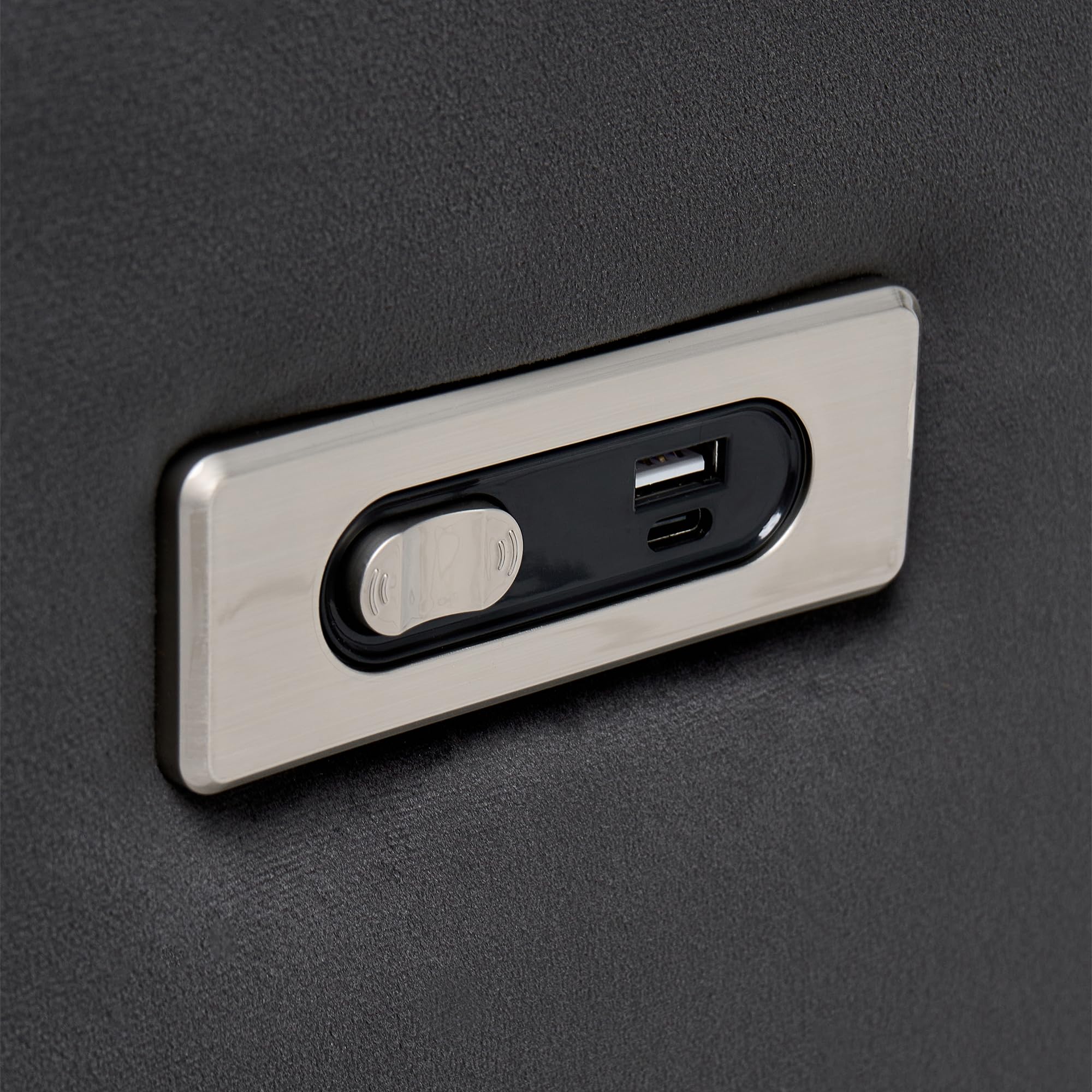 Beliani Sofá reclinable Moderno de Terciopelo eléctrico Acolchado 3 plazas Gris Oscuro Bergen