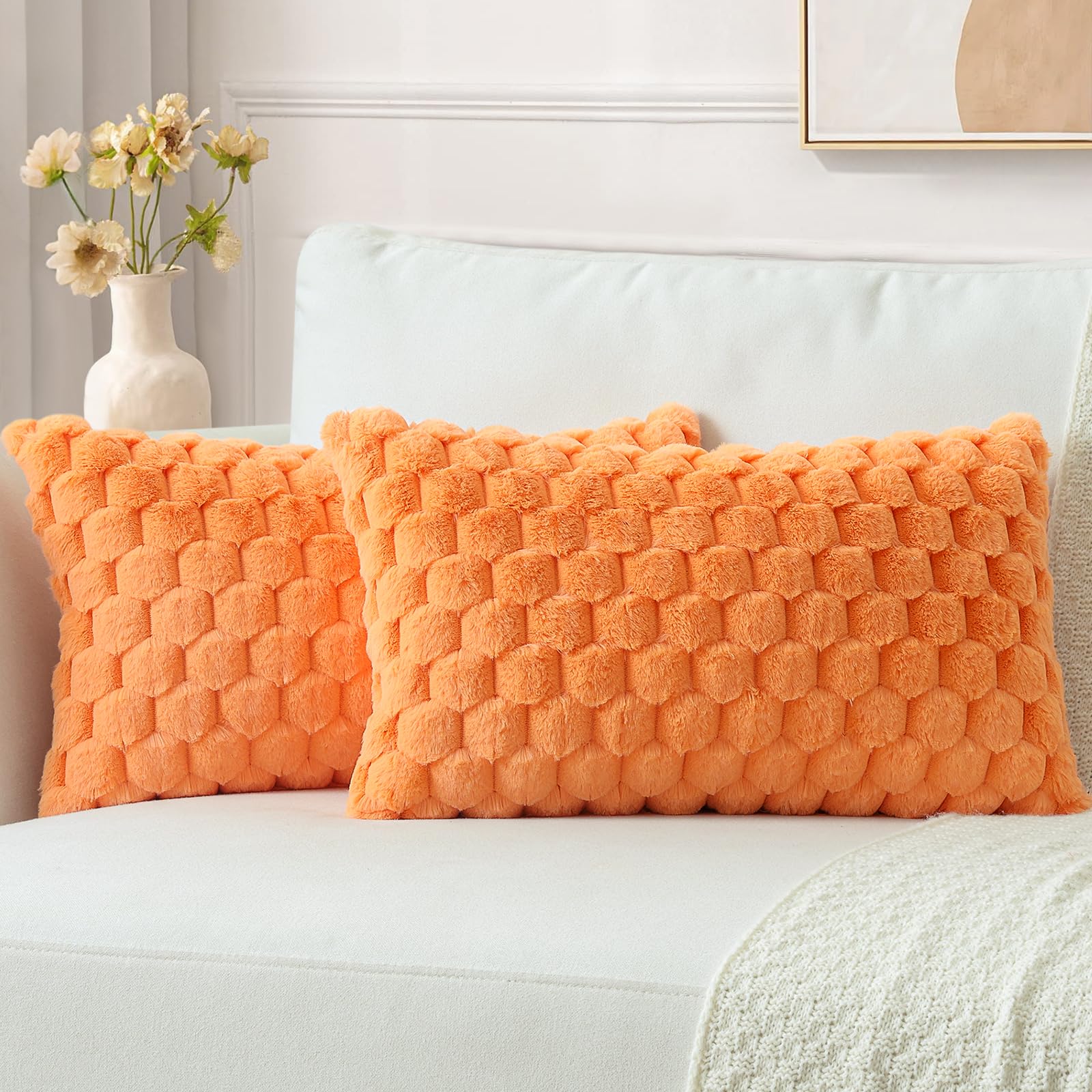 Sungeek Set of 2 Orange Fluffy Faux Fur Cushion Covers 40x60 cm, Soft Cozy Plush Velvet Decorative Throw Pillow Covers 16x24 Inch Lumbar Pillowcases for Sofa Couch Bed Living Room — image 1