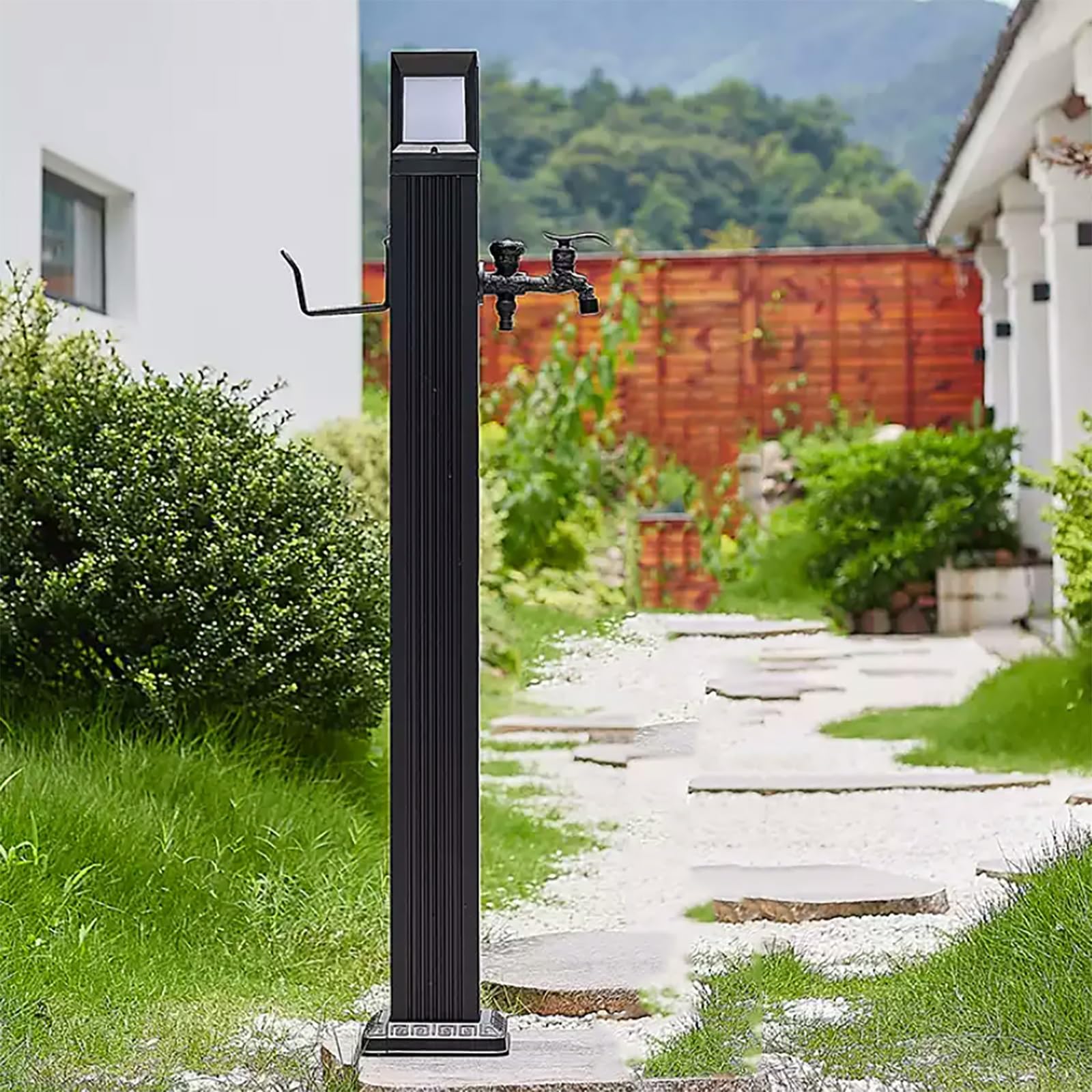 Generisch Vertikaler, quadratischer Gartenbrunnen mit Solarantrieb – freistehend, beleuchtet, für die Gartengestaltung, frostbeständig