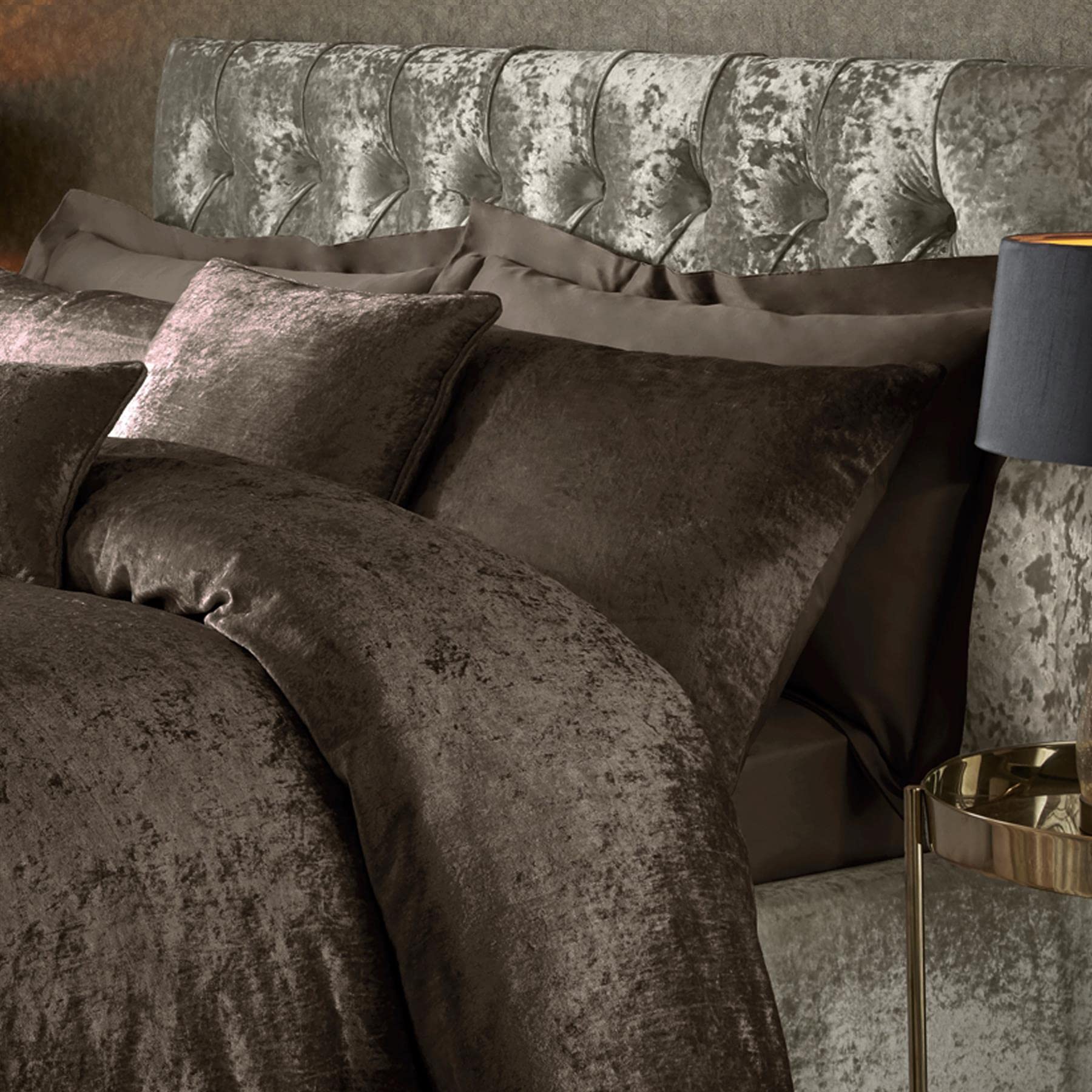 Ed Brown Luxury Crushed Velvet Duvet Quilt Cover Bedding Linen Set With Housewife Pillowcases Ultra Soft Duvet Cover Set [King, ]