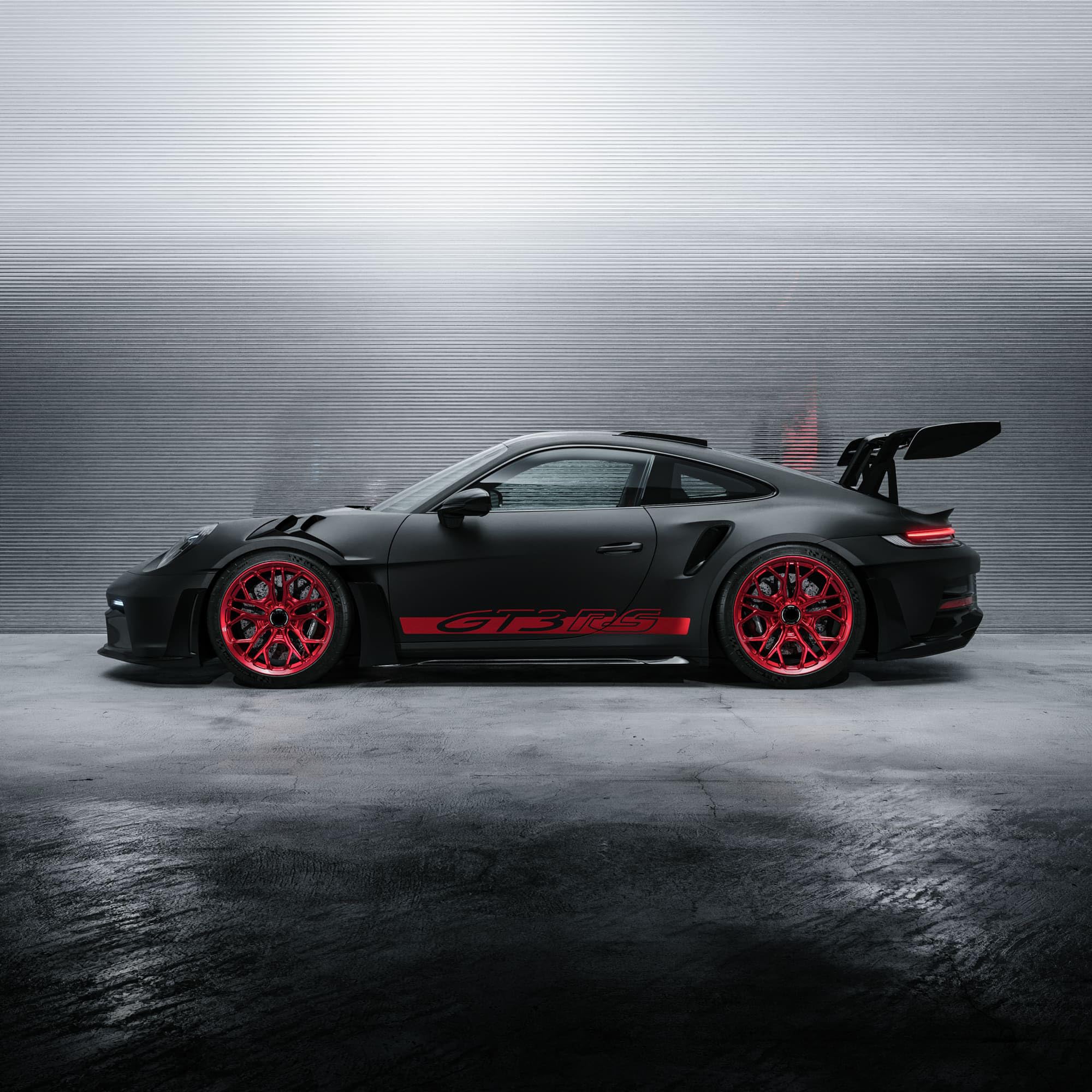 Amazon.com: Porsche 911 GT3 RS Signature Die cast Model Car