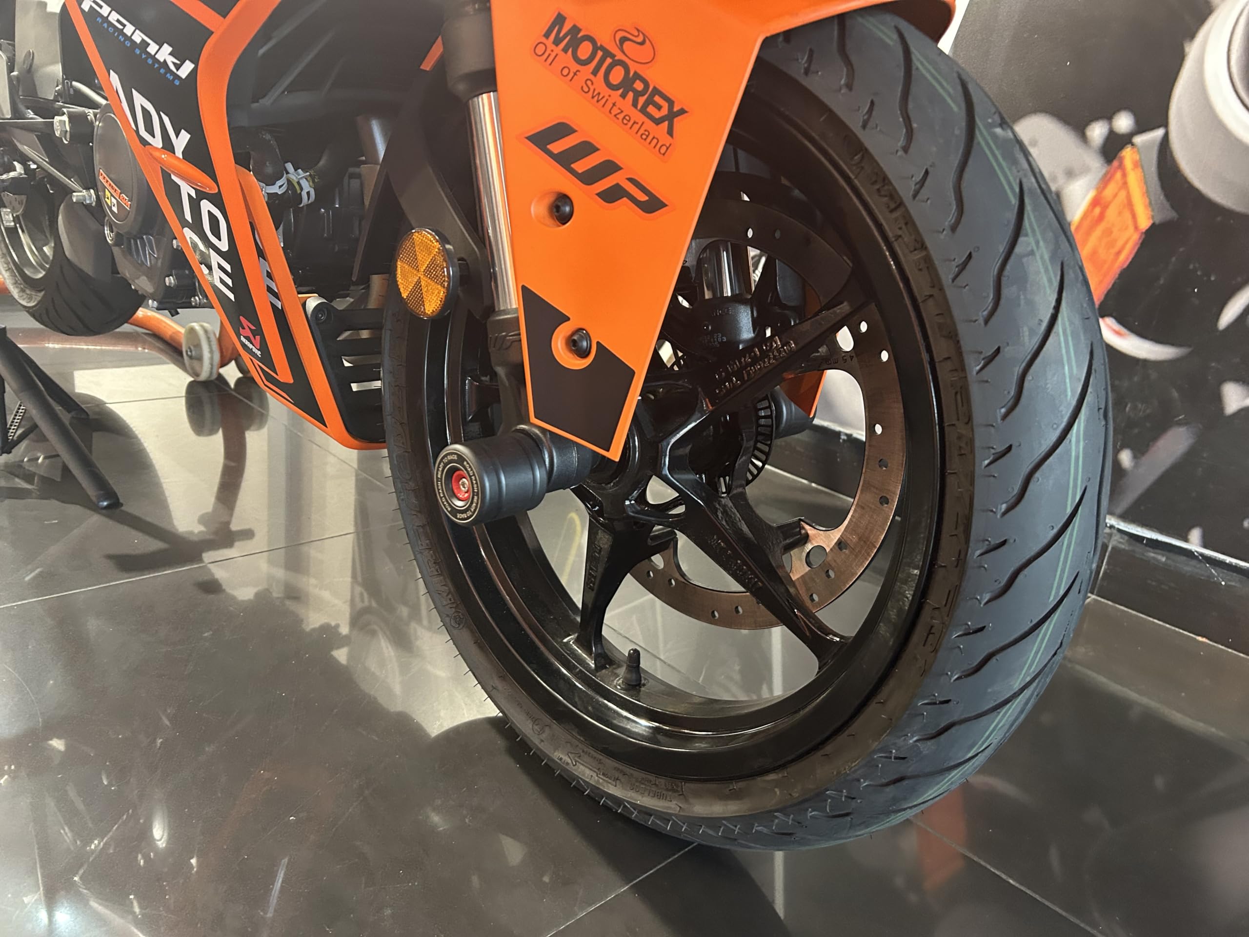 RoadRash Front Fork Slider/Rear SwingArm Slider (Combo) for KTM Duke 250 390/ RC 200 390 Gen3 (2024 Model) WP APEX