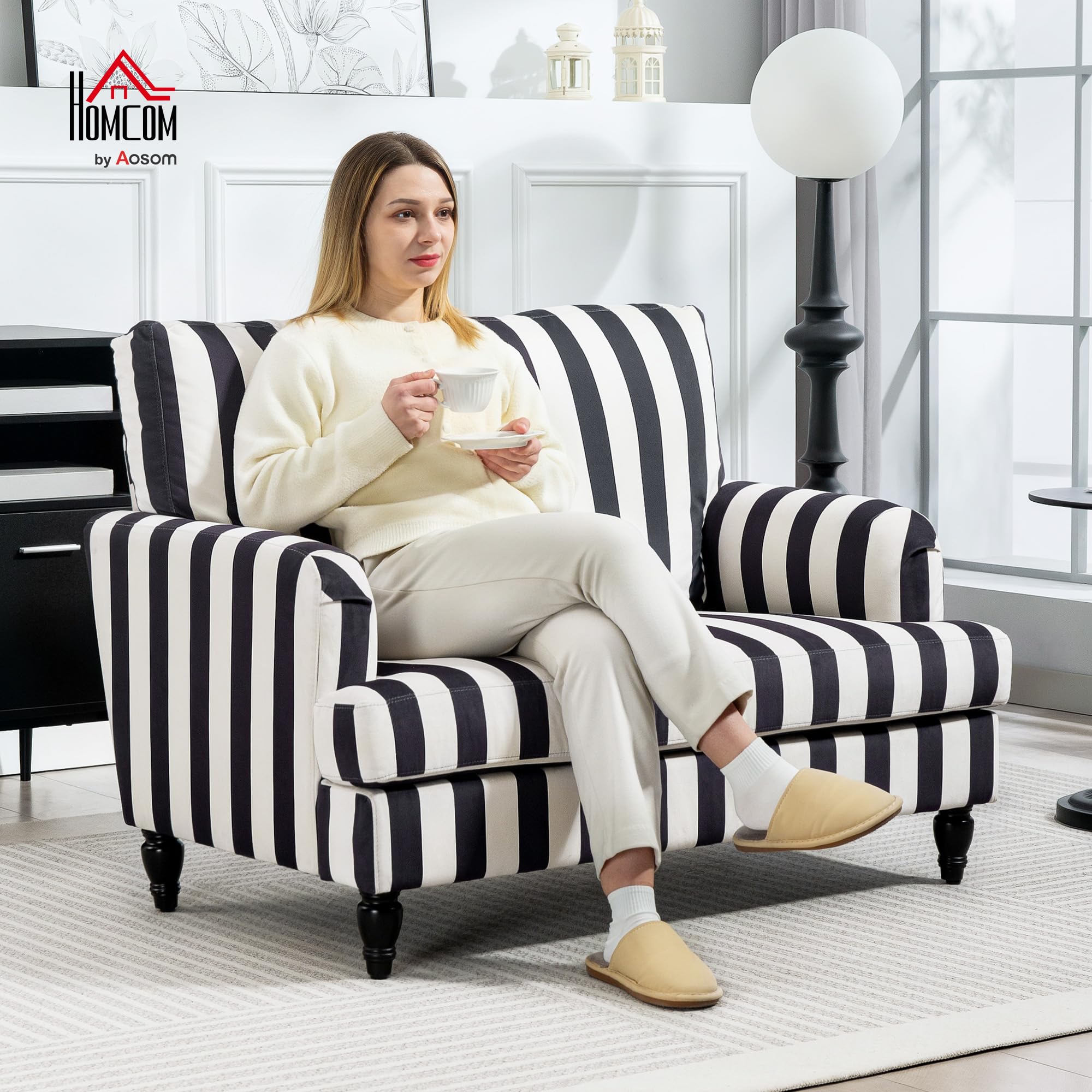 HOMCOM Poltrona da Salotto Grande 115x82x82 cm Nero e Bianco