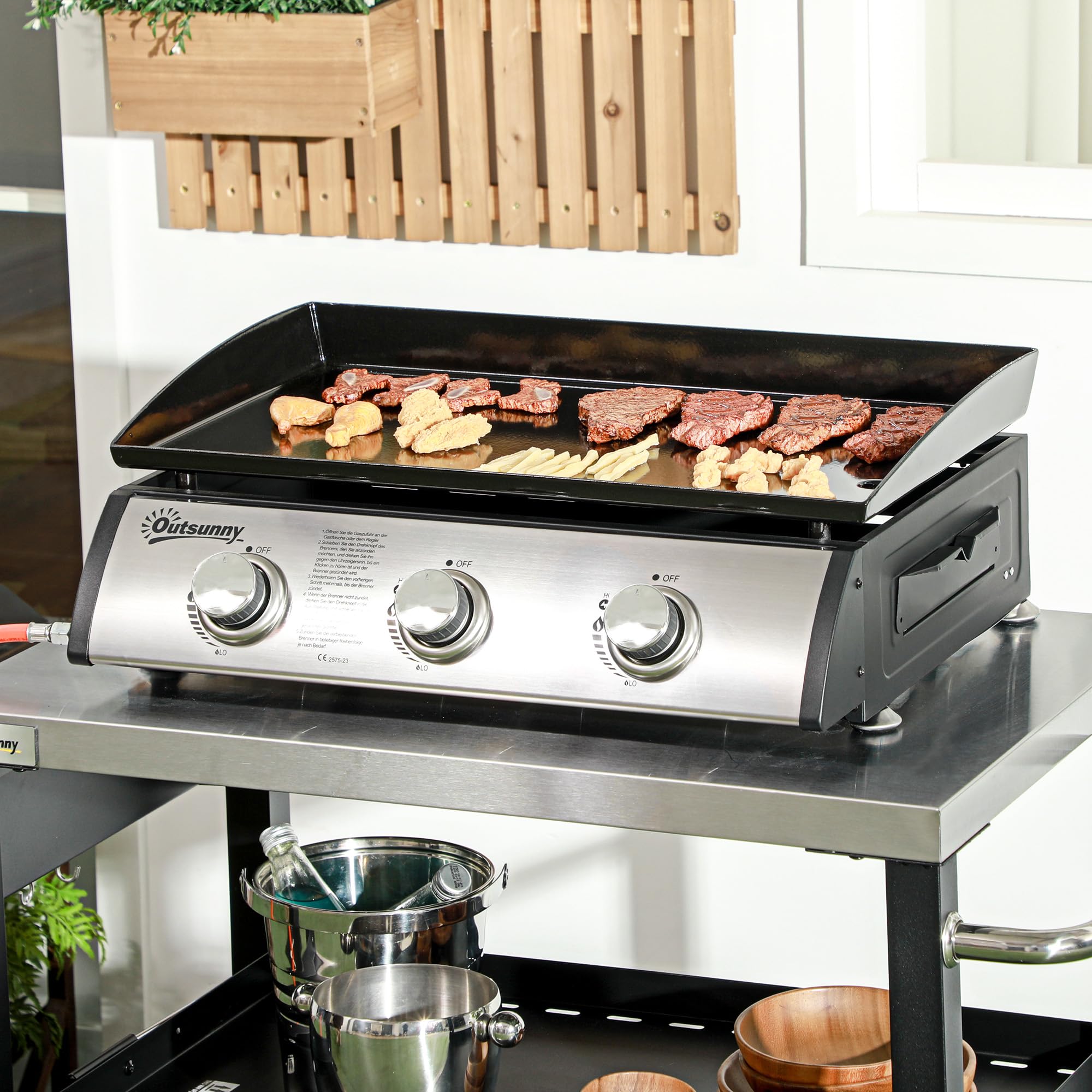 Outsunny Gasgrill mit 3 Brenner 7,5 kW Grillfläche 61 × 35,5 cm tragbarer Tischgrill mit Deckel Tischgasgrill aus Edelstahl BBQ Campinggrill für Garten Balkon Camping Schwarz