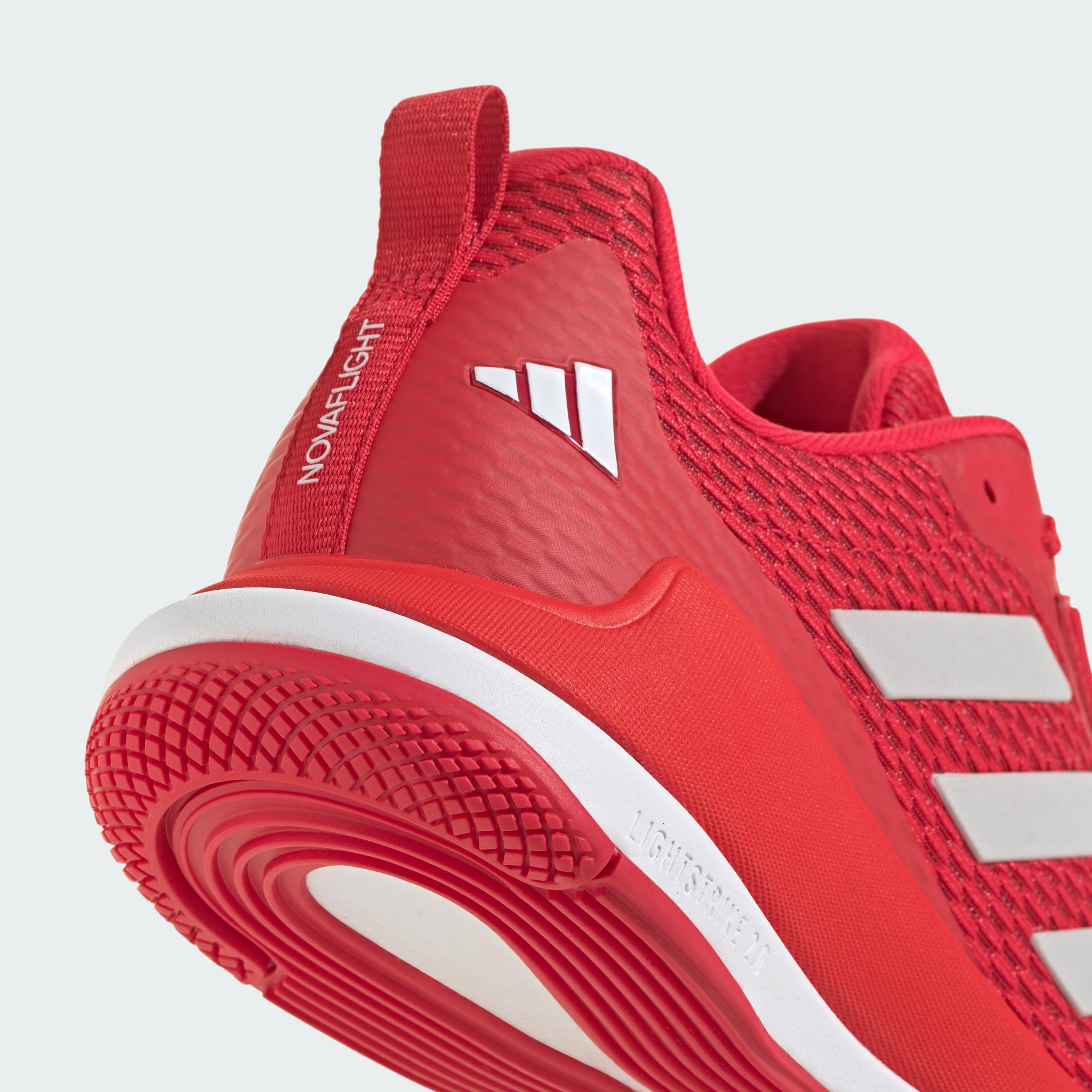 adidas Men's Zapatilla Novaflight 2 Indoor