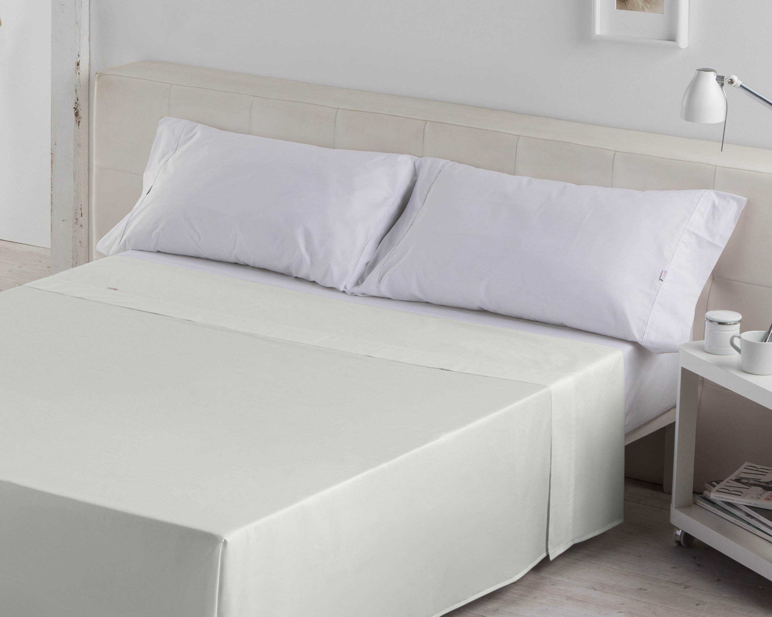 SABANA ENCIMERA color hueso Cama de 200 100% algodón - 200 hilos. Gramage: 125