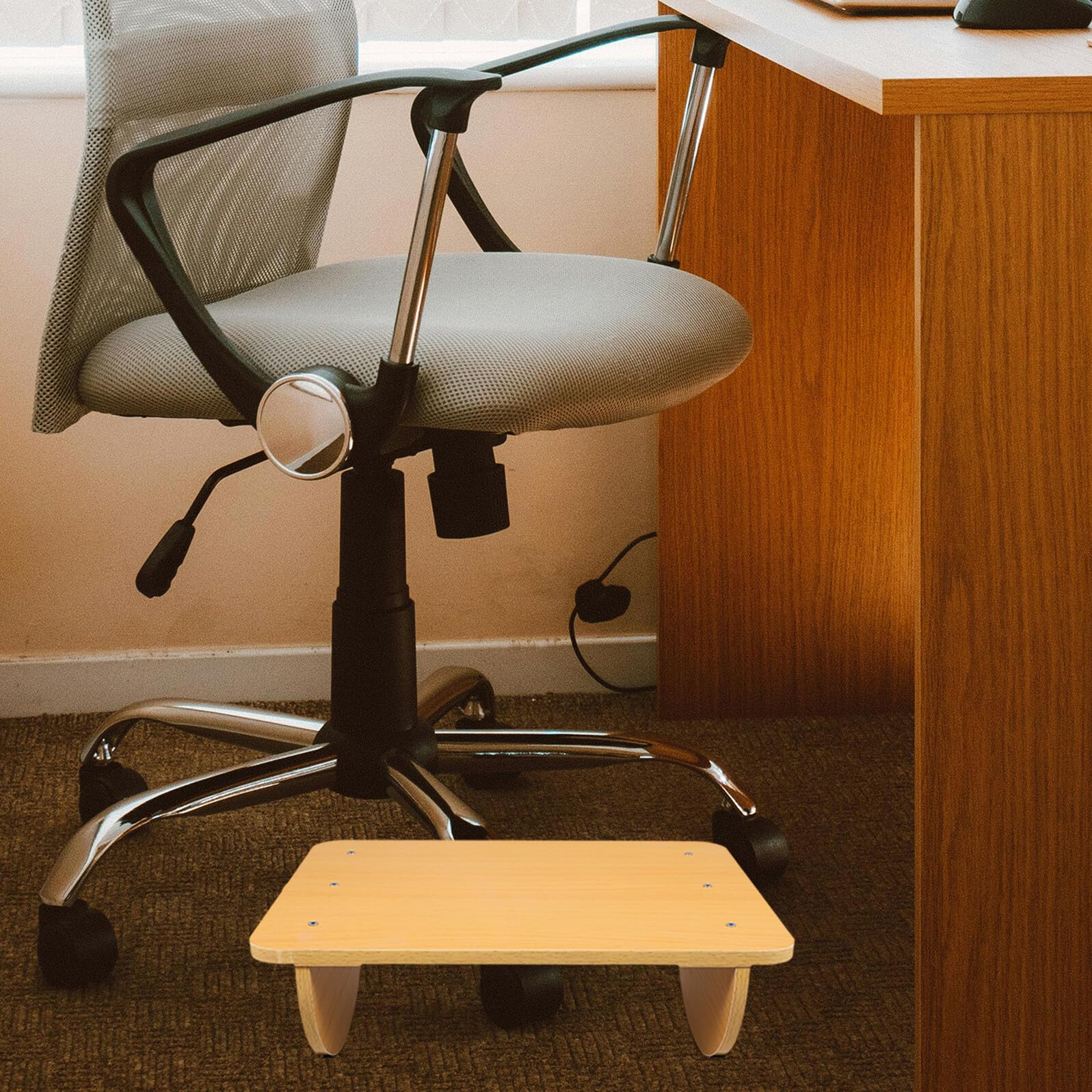 Poggiapiedi da Scrivania Ergonomico Antiscivolo in Pannello di Densità Beige, Portatile, per Ufficio e Casa, Supporto Piedi Comodo e Pratico
