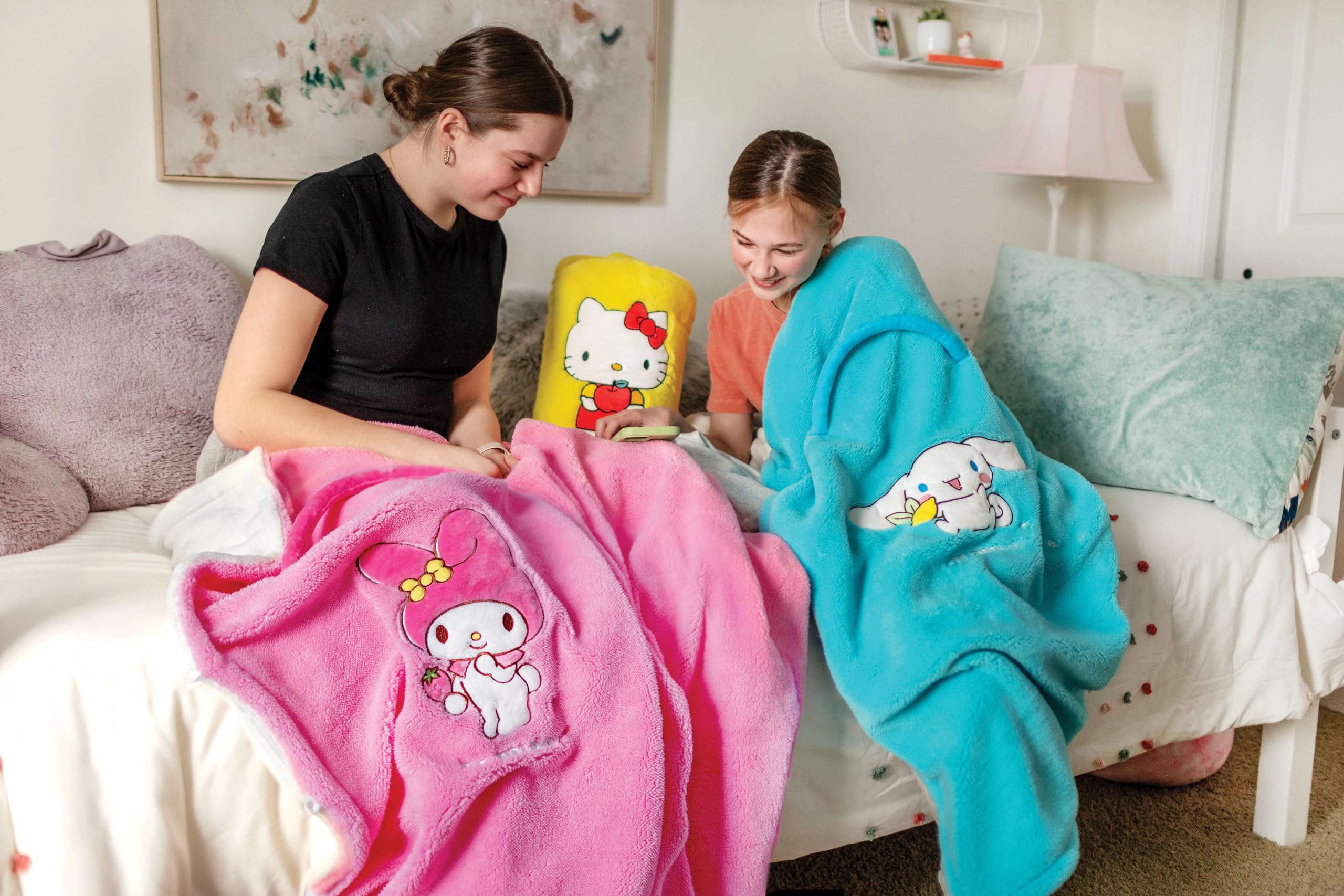 Amazon｜Department 56 スノーピニオンズ サンリオ マイメロディ