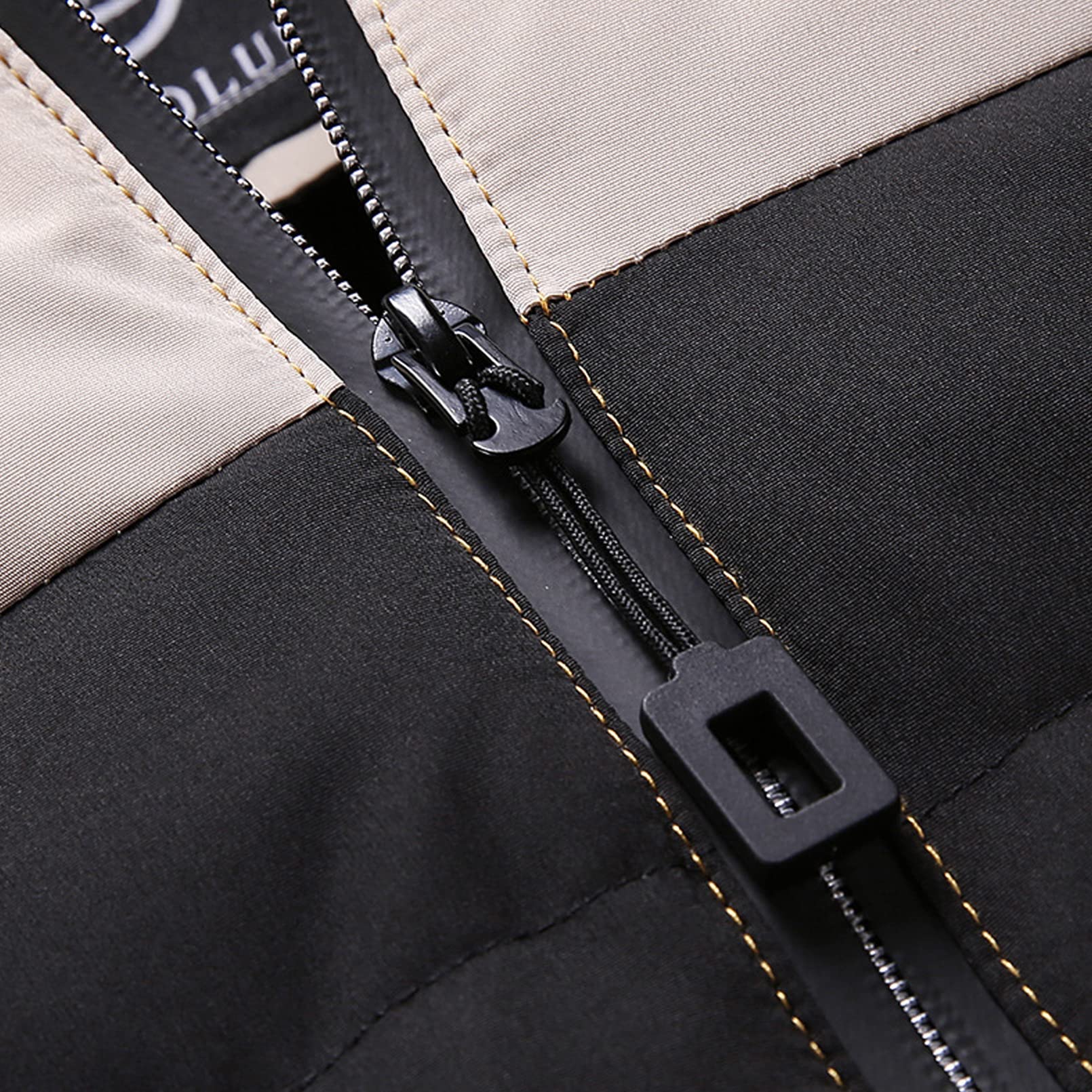 GTHTTT Zimowa kurtka Puffer Mężczyźni z wyjmowanym futrem Zagęścić Płaszcz Płaszcz Outerwear Korzasty Kieszenie Parka Płaszcz Casual Turystyka Podróż