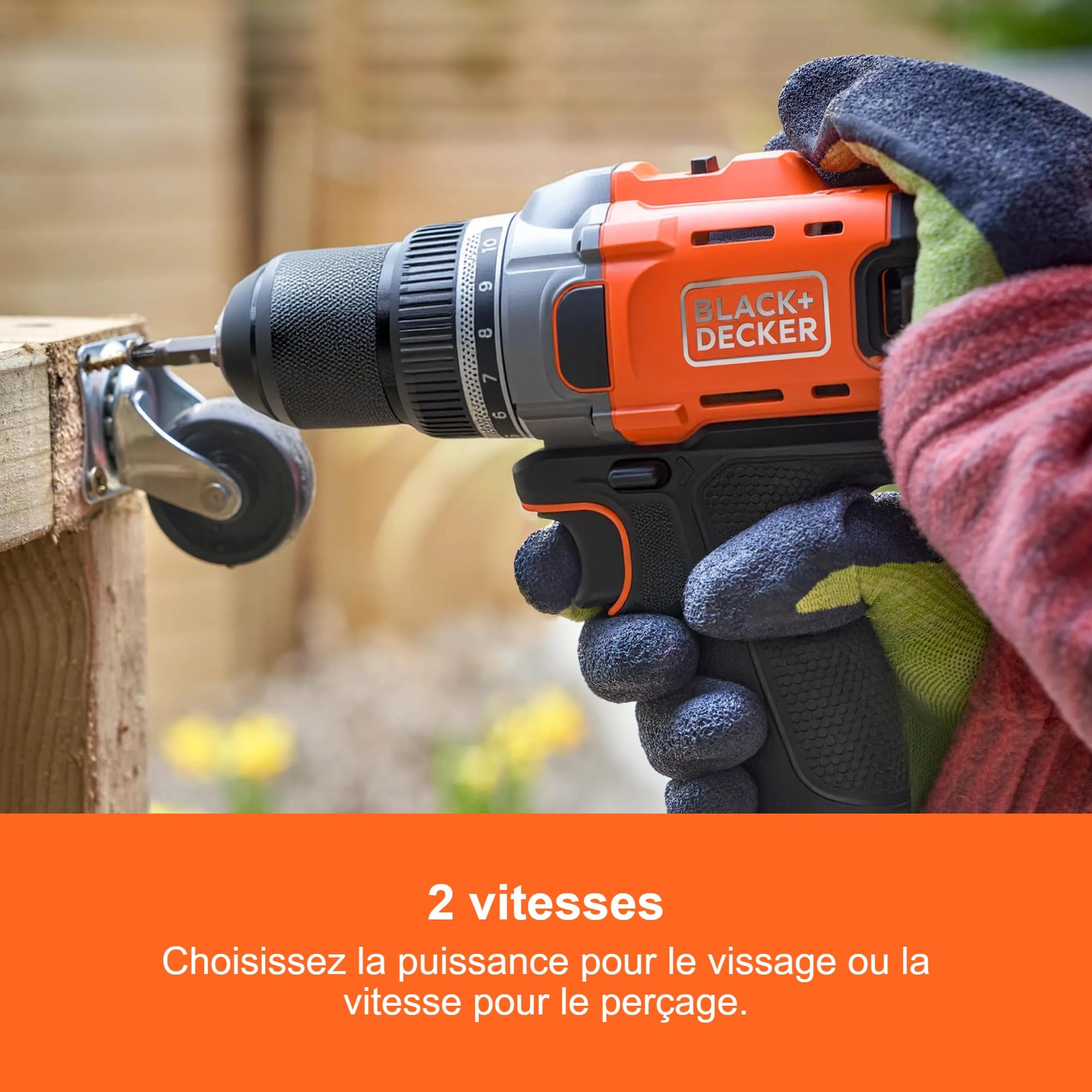 BLACK+DECKER Perceuse-visseuse sans fil 18V, sans batterie, BCD382XN-XJ | Couple maximum de 45Nm, 2 vitesses, Mandrin sans clé et éclairage LED