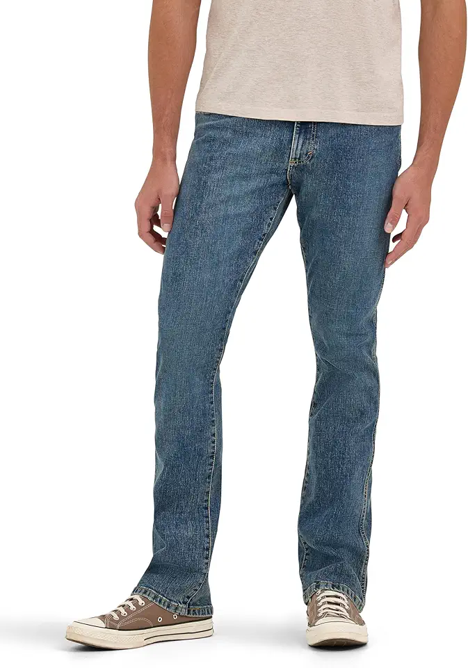 Wrangler Men's Regular Fit Bootcut Jean