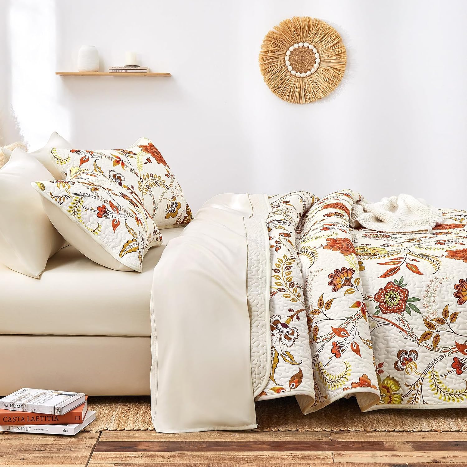 Wake In Cloud - Boho Quilt Set, Floral Bohemian Chic Country Botanical Colorful Funky Flower Pattern, Reversible Lightweight Bedspread Coverlet, 3 Pieces, Beige Cream, Queen/Full Size