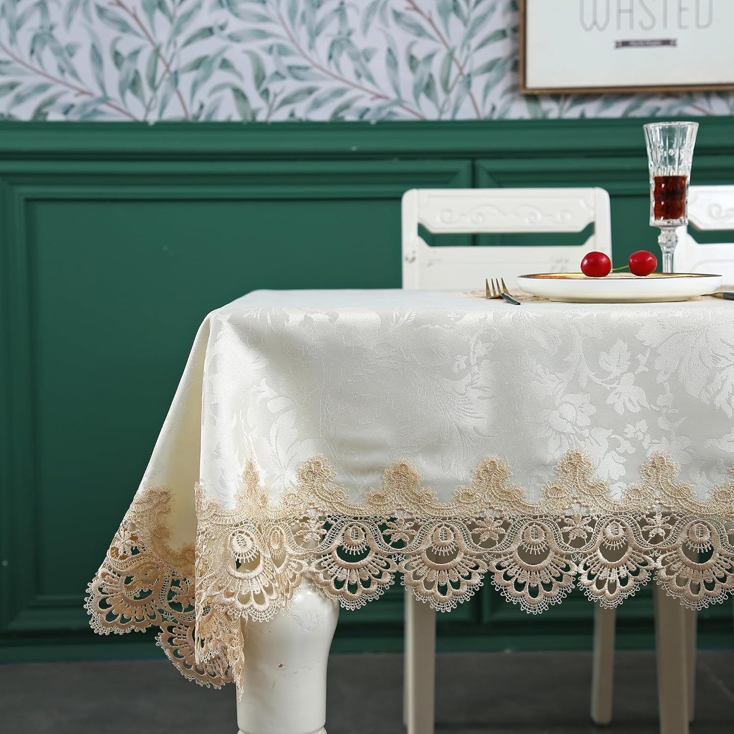 Fabric Tablecloth Farmhouse Lace Picnic Table Cove Spring Antique Flower Square Brown Outdoor Table Cloth Rustic Decor Macrame for Dining Kitchen Spring Summer Holiday Coffee Party Birthday