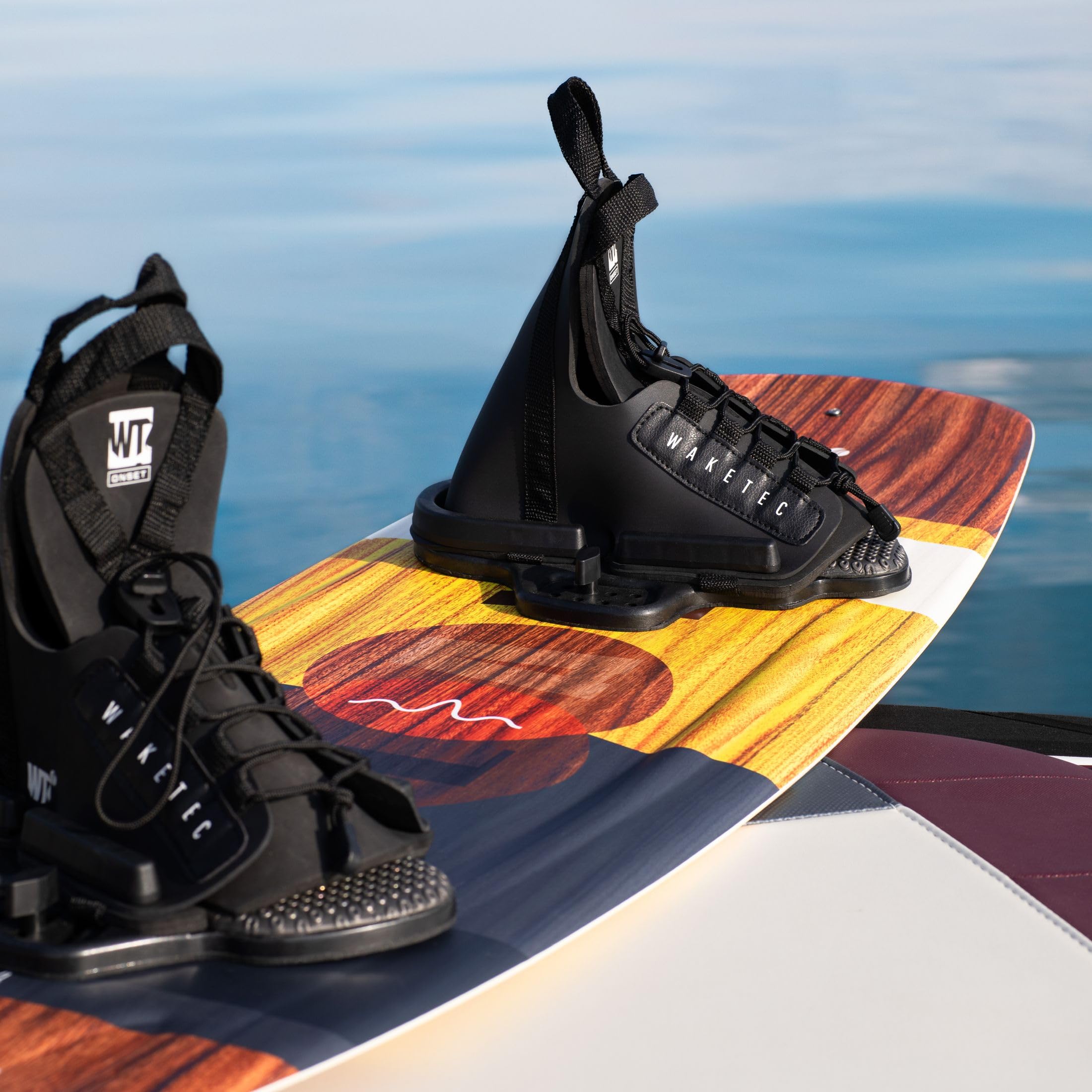Waketec Onset Fixation pour Wakeboard, Tailles 34-47 EU - S/M, L/XL, Grande possibilité de réglage, Fixation pour débutants, Wake-Binding Boots Chaussures, Enfants Adultes, Noir