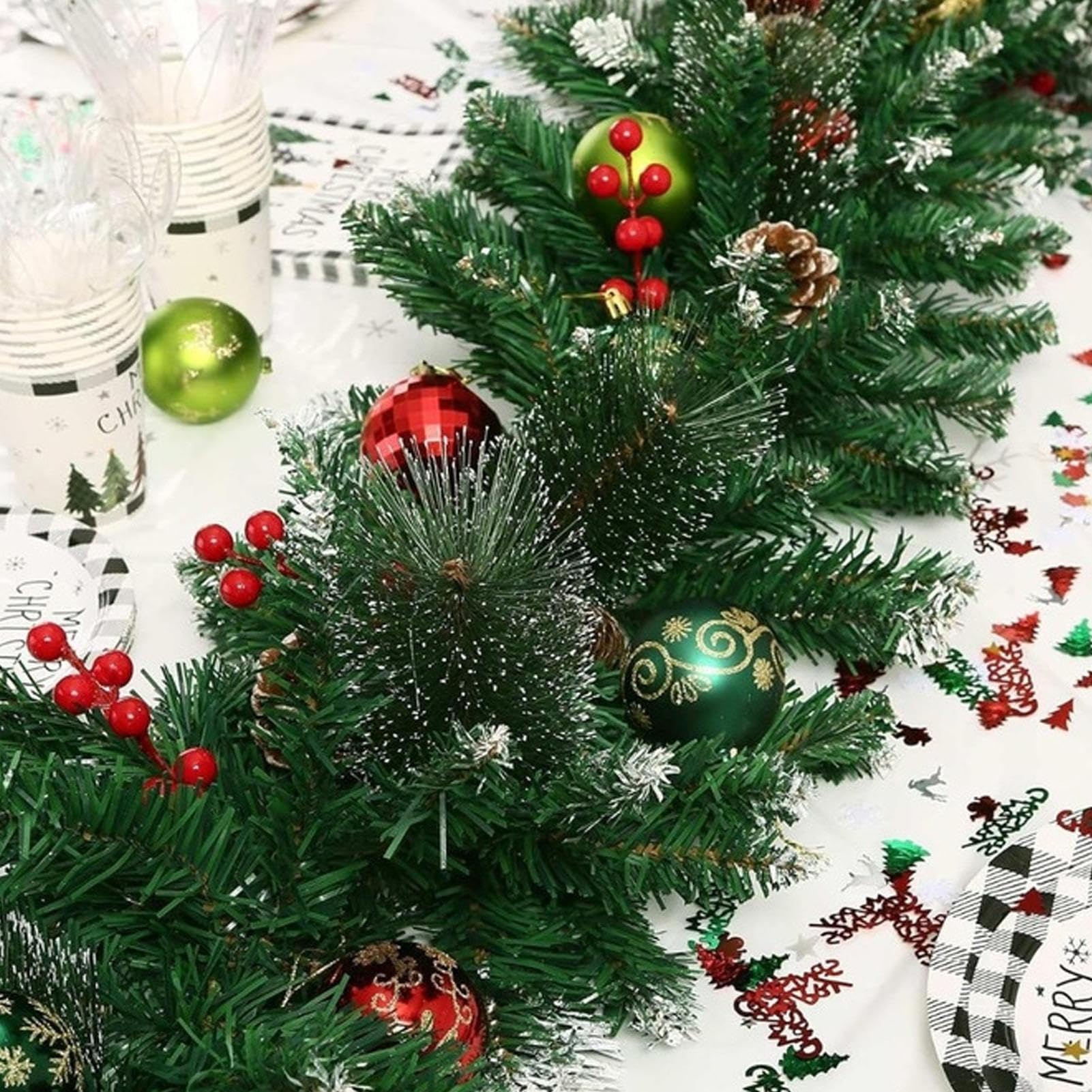 Wieniec Bożonarodzeniowy Z Lampkami I Gałązkami Sosnowymi