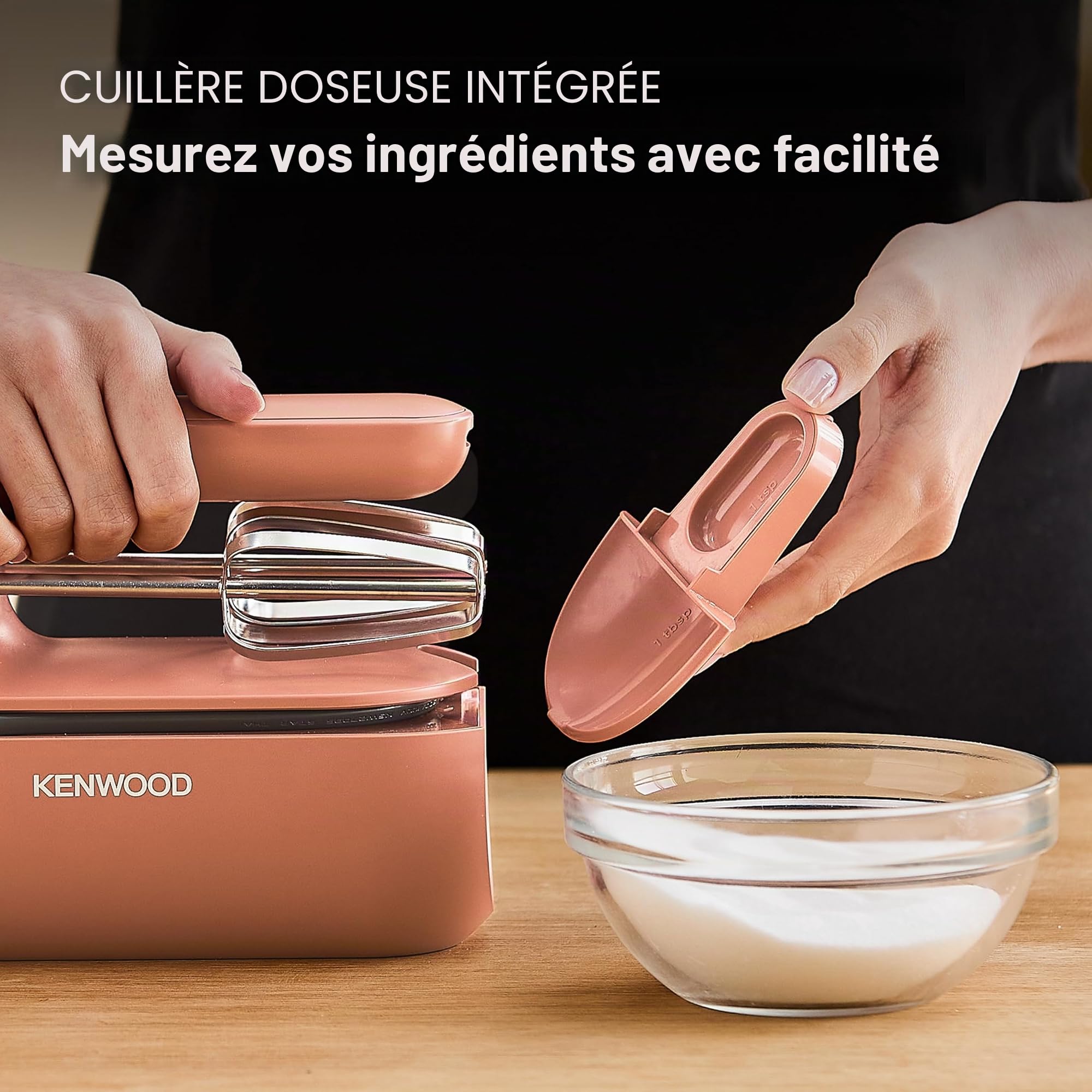 Kenwood QuickMix Go HMP40.000RD Batteur à main portable avec étui de transport intégré, libération SureEject, batteur et pétrisseurs en acier inoxydable inclus, cuillère à mesurer, 350 W, rouge argile