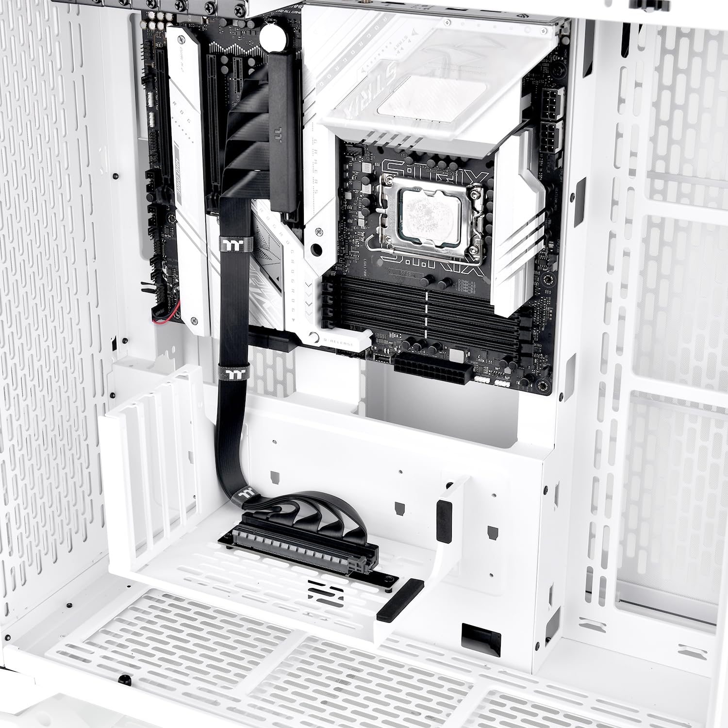 Thermaltake PCI-E 4.0 | Dual 90 Degree Riser Cable | 400 mm