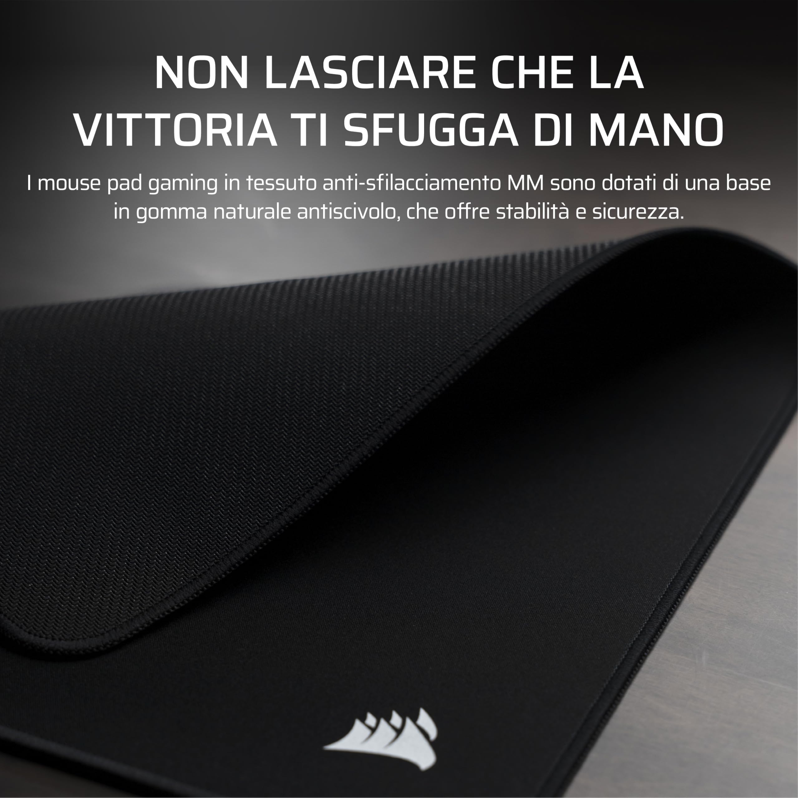 Corsair MM Tappetino Mouse Da Gioco In Tessuto Anti-Sfilacciamento – Nero | XXXL (1220 x 590 mm), Superficie Micro-Tessuta Di Precisione, Base Antiscivolo In Gomma Naturale, Bordi Cuciti