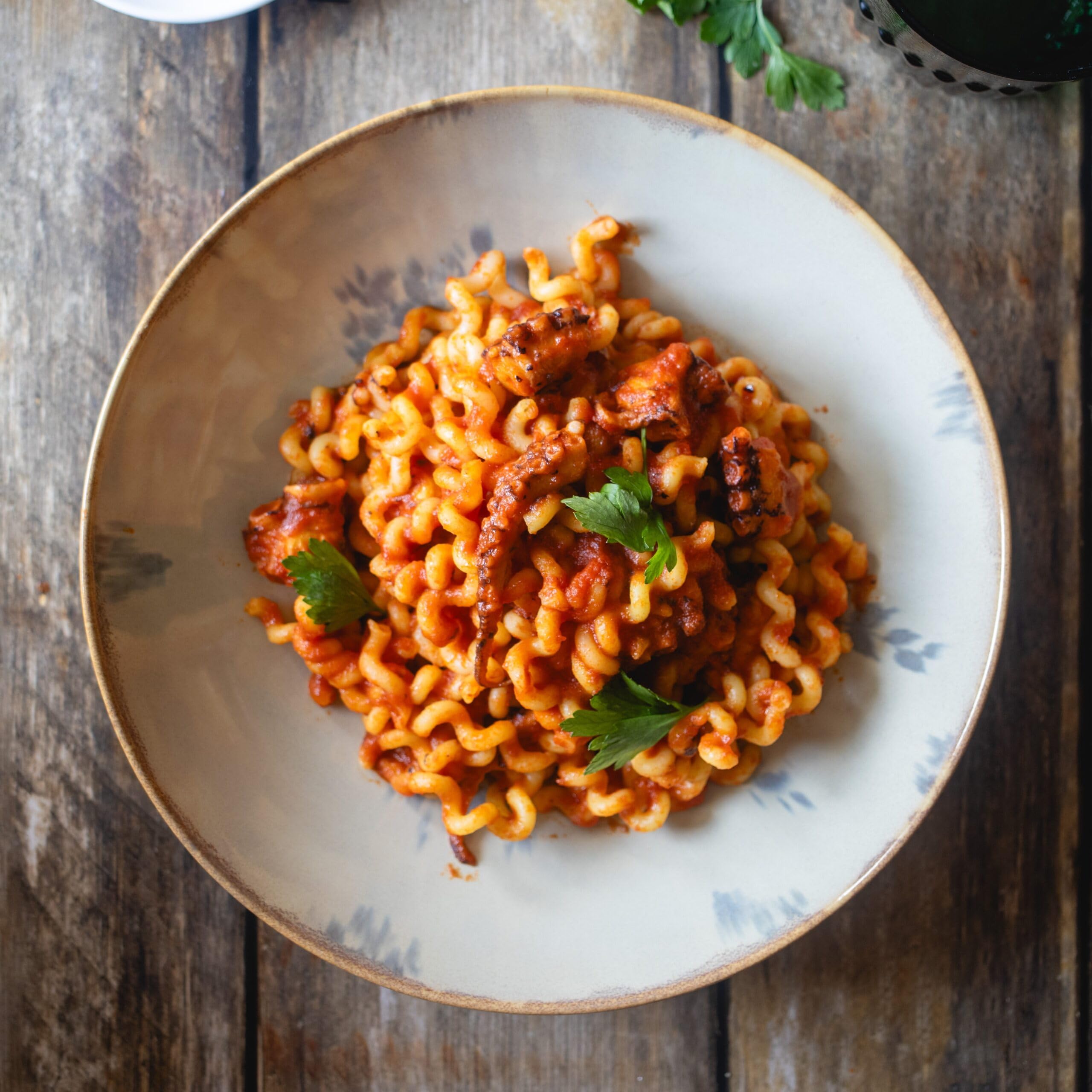 De Cecco Pasta Fusilli Lunghi Bucati n°5 100% Italienisch Nudeln 24 x 500g + Beni Culinari Kostenloser Schlüsselanhänger