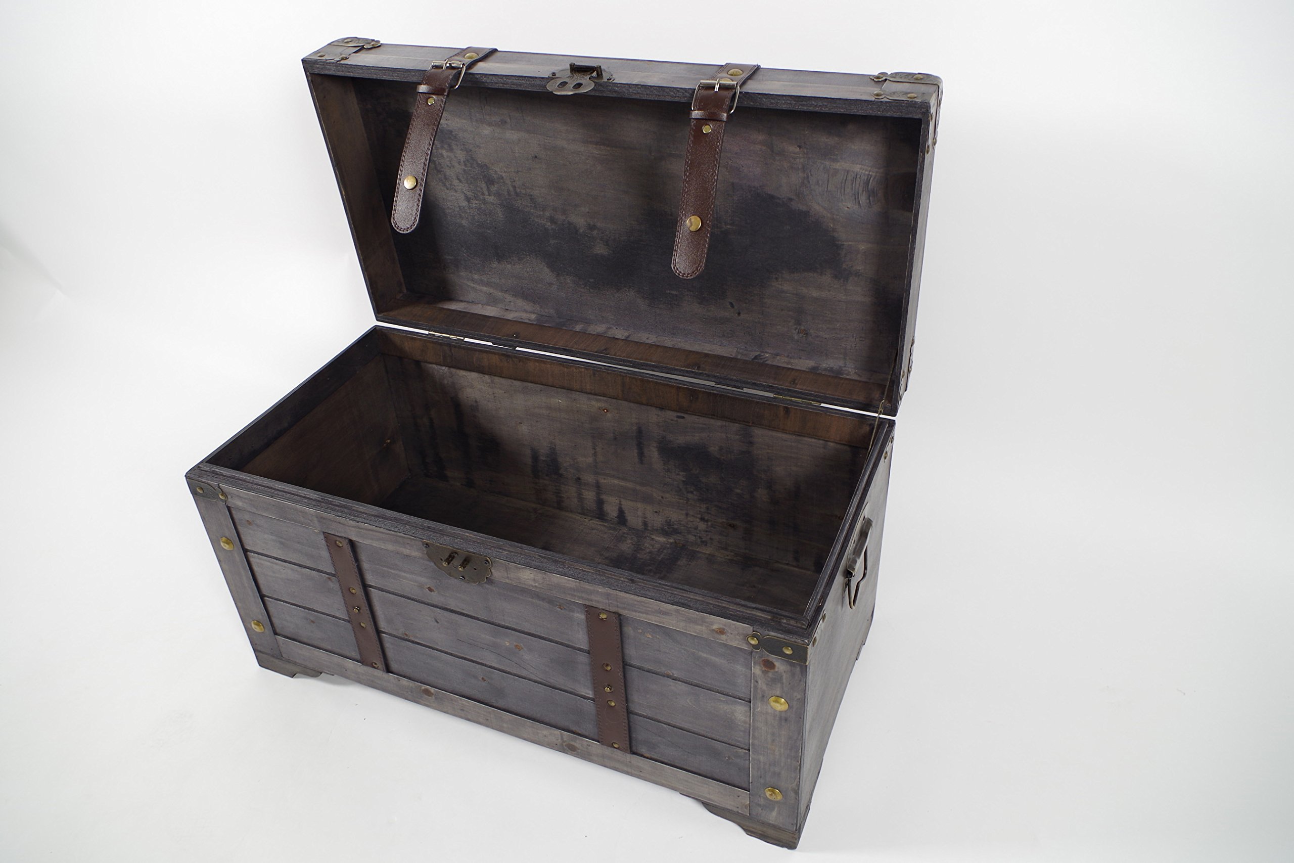 Kobolo Truhe KUBA, 70x35x38 cm, grau, Vintage Holztruhe mit Deckel & Stauraum, rustikale Aufbewahrungstruhe im Schatztruhendesign mit Metall- & Kunstlederapplikationen