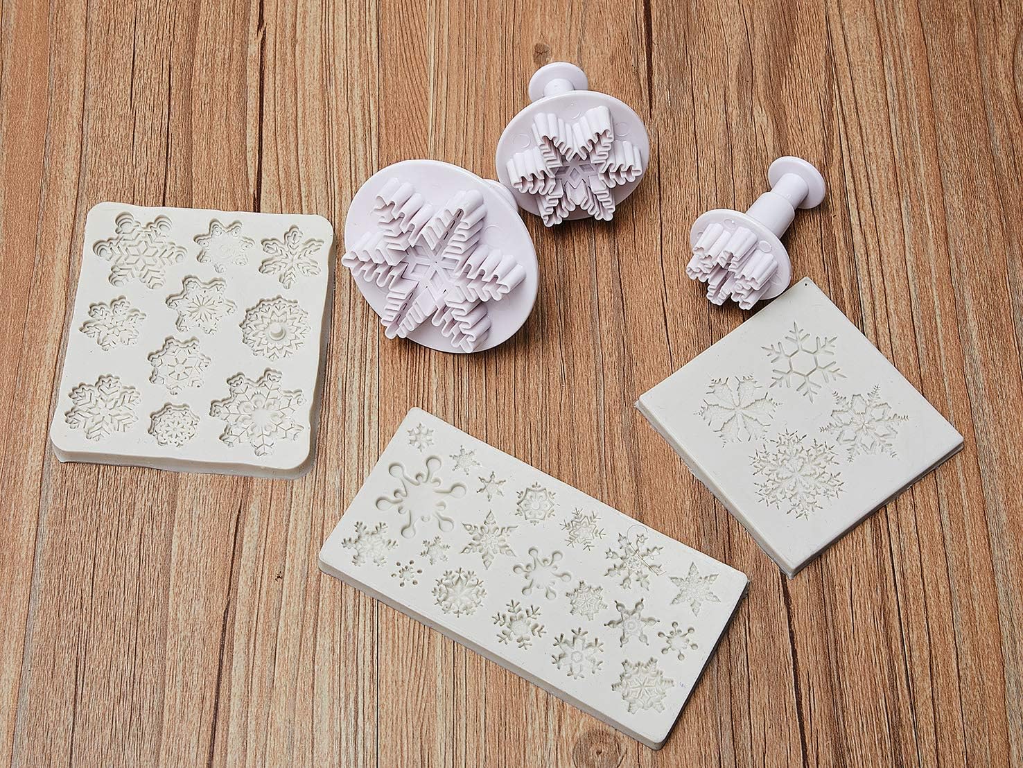 Patelai 6 Pcs 3D Snowflake Silicone Mold Christmas Winter Snowflake Silicone Fondant Mold for Cake Cupcake Chocolate Dessert Decoration Polymer Clay Crafting Projects - Image 8