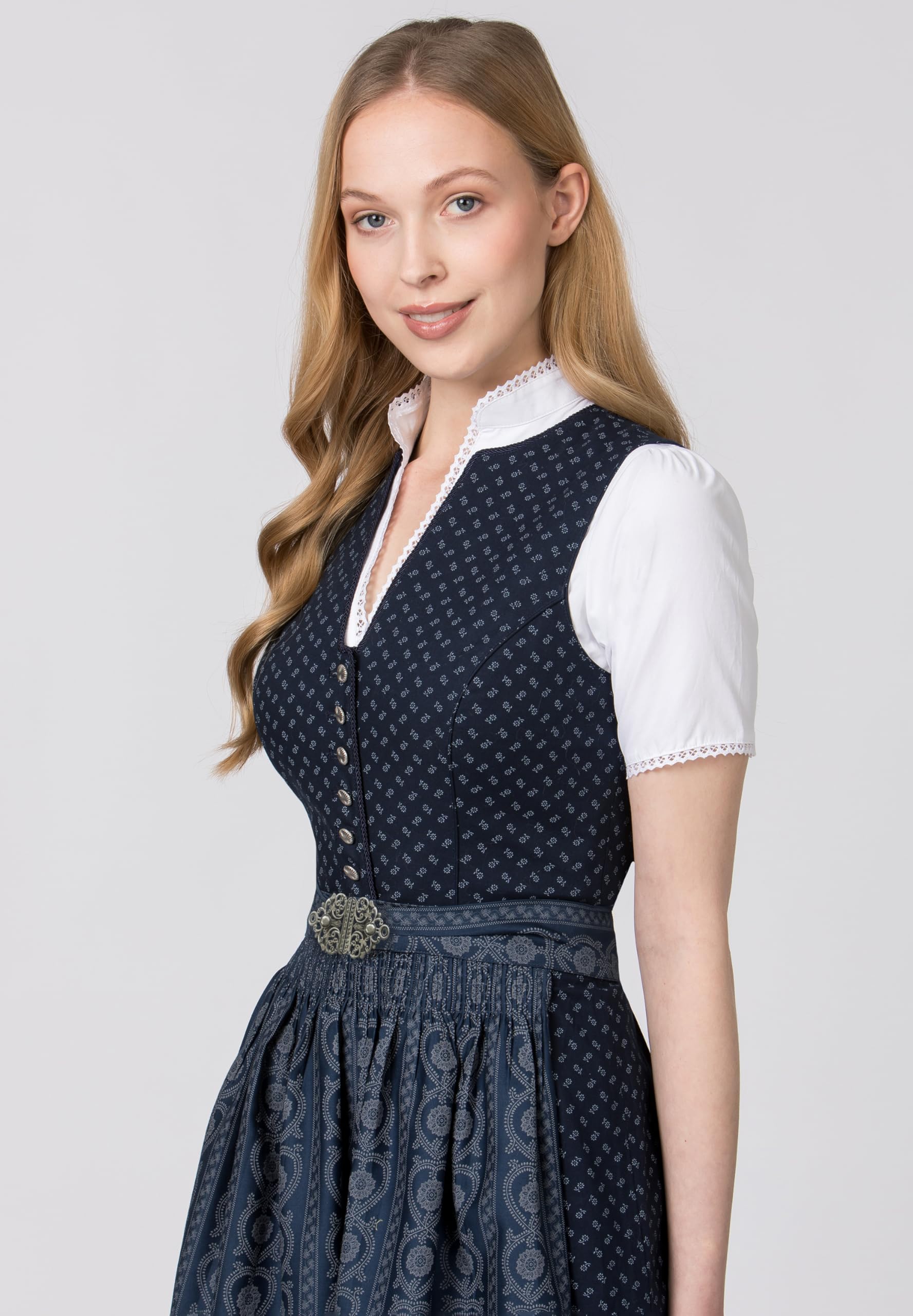 Stockerpoint Damen Dirndl Ellie I Größe 32-48 I Trachtenkleid mit Schürze & liebevollen Details I 100% Baumwolle I Atmungsaktiv & pflegeleicht I Perfekt für Trachten & Festlichkeiten