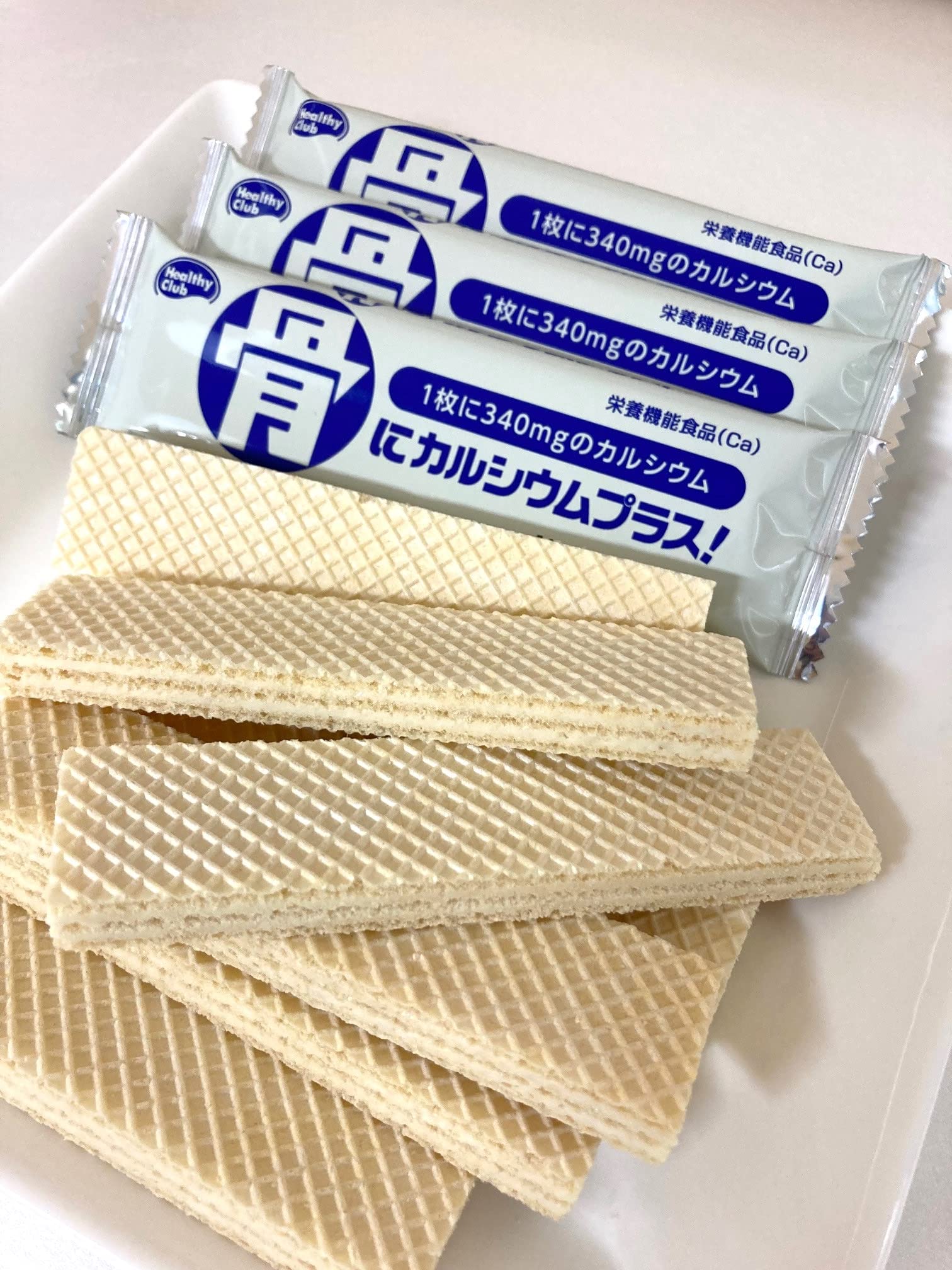 Amazon.co.jp: ハマダコンフェクト 骨にカルシウムウエハース 36枚 Amazon.co.jp: ハマダコンフェクト 骨にカルシウムウエハース 36枚