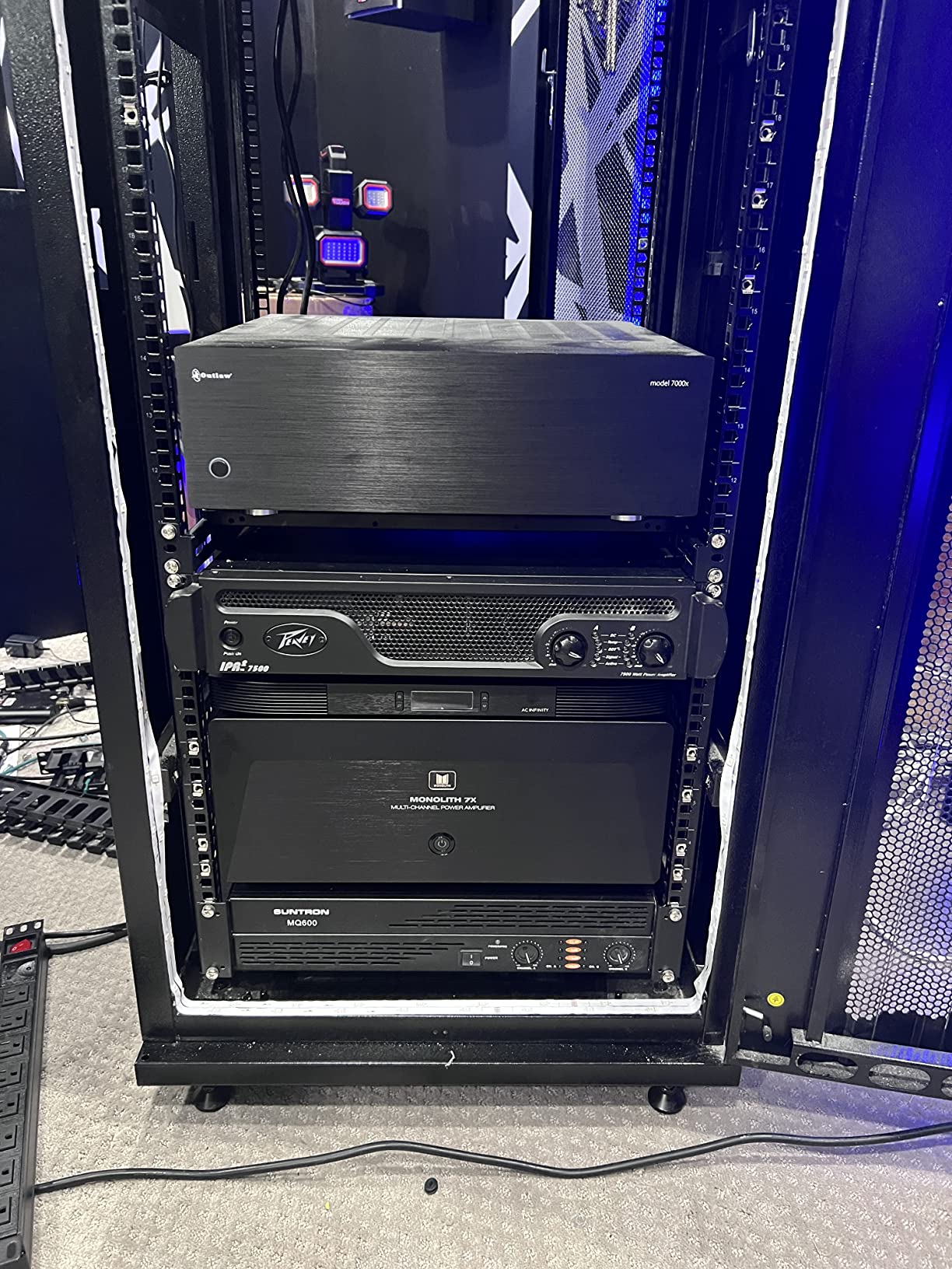 97/mo Finance Monolith MultiChannel Power Amplifier Black with 3x200 Watt Per Channel, XLR