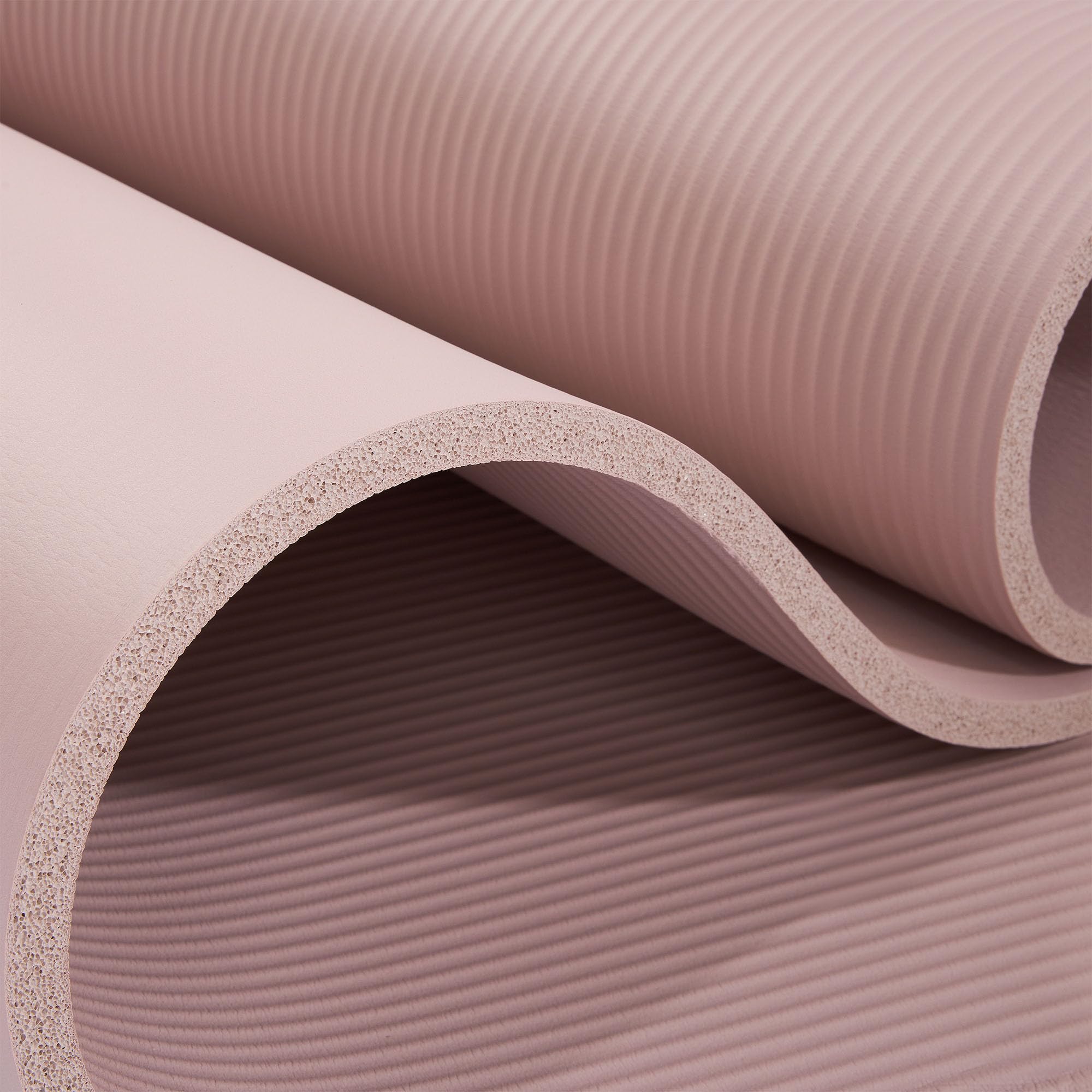 HyperMotion Mata do Ćwiczeń Fitness i Jogi NBR 183x61x1,5 cm Brudny Róż, Antypoślizgowa 15 mm, z Paskiem do Ćwiczeń i Przenoszenia, Gruba Mata do Jogi, Pilates i Stretchingu