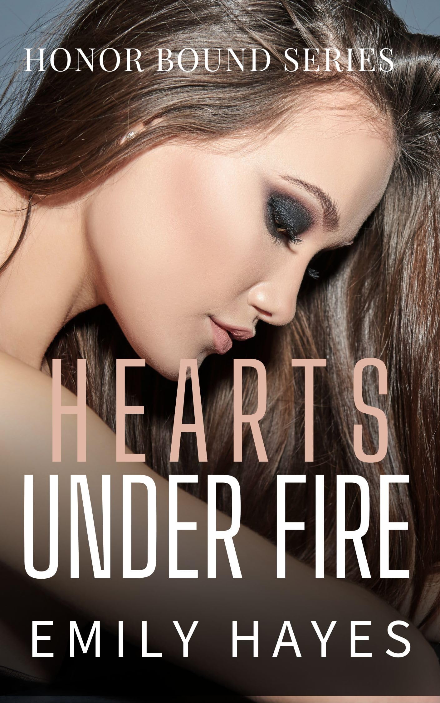 Hearts Under Fire: A Lesbian/Sapphic Military Romance (Honor Bound Book 1)