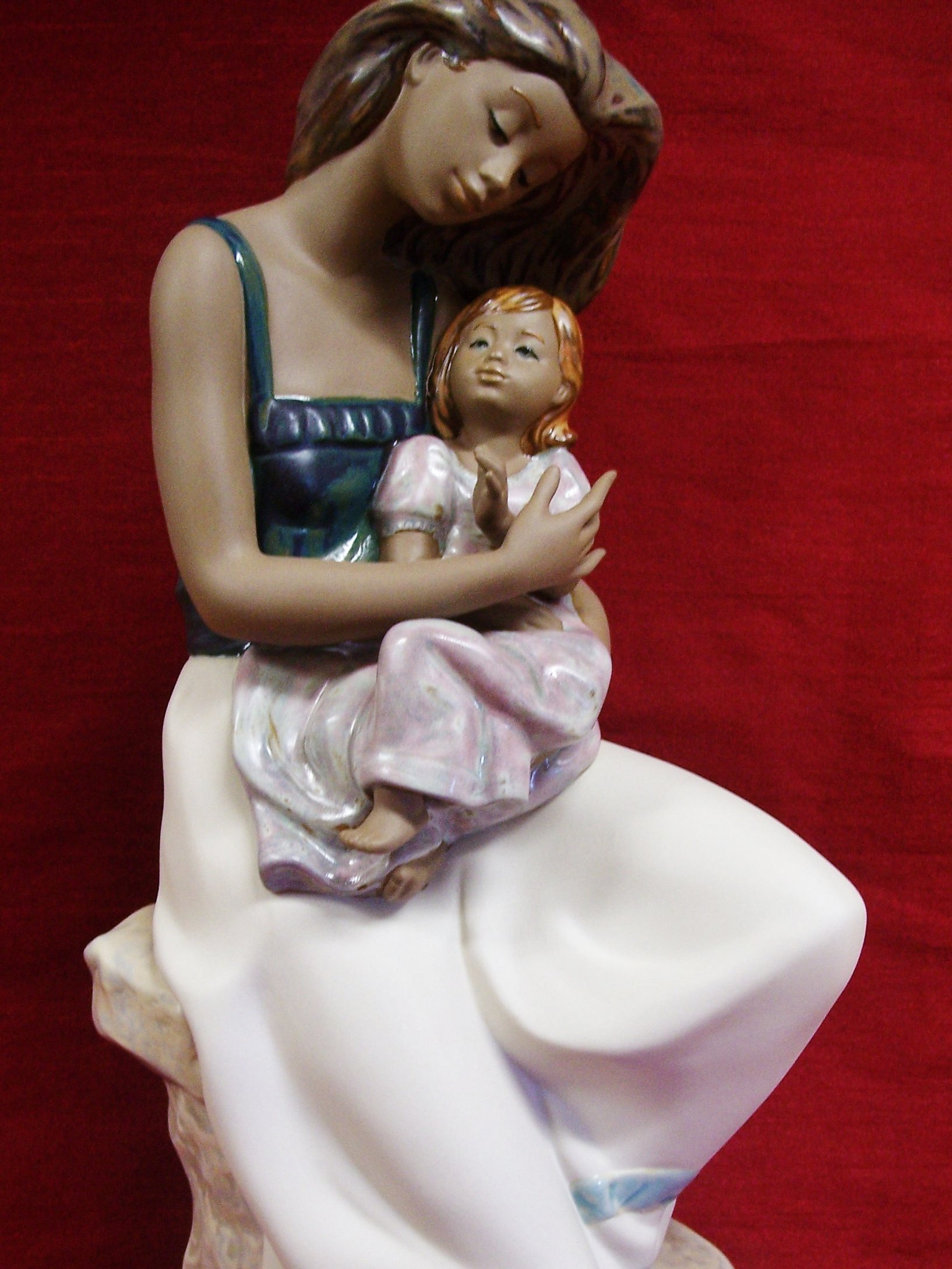 Nao porselen by Lladro My Little Girl Gres Collection 2012011