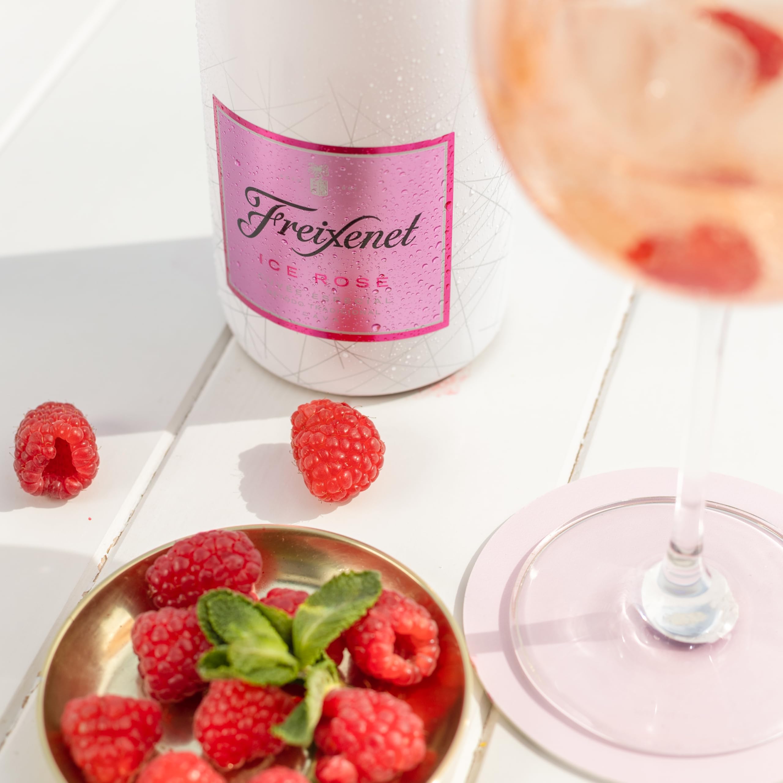 Freixenet - Ice cava rosado botella 750 ml (Paquete de 6)
