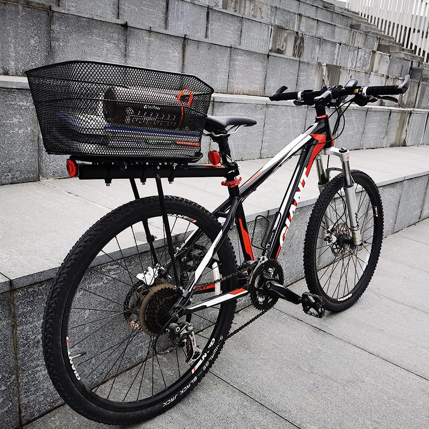 BINOTHINK Fahrradkorb Hinten, Metall Groß Fahrrad Korb Stabil Hinten, Fahrradkorb Gepäckträger Korb mit Montagezubehör für Kleiner Hund Einkaufen 